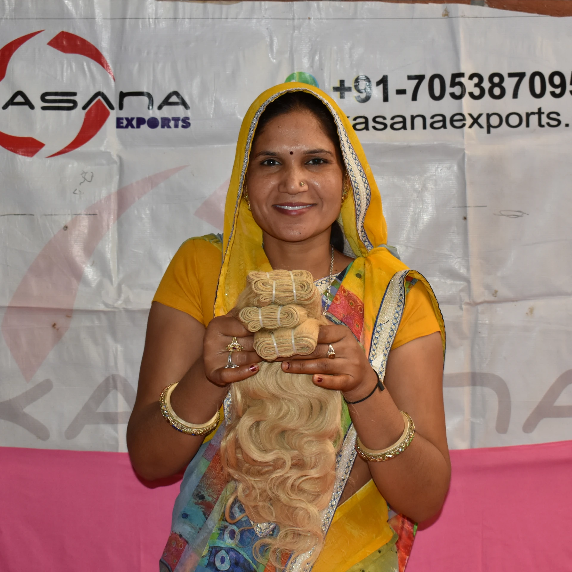 Natural unprocessed blonde 613 bodywave Indian cuticle aligned manufactures weaving human hair