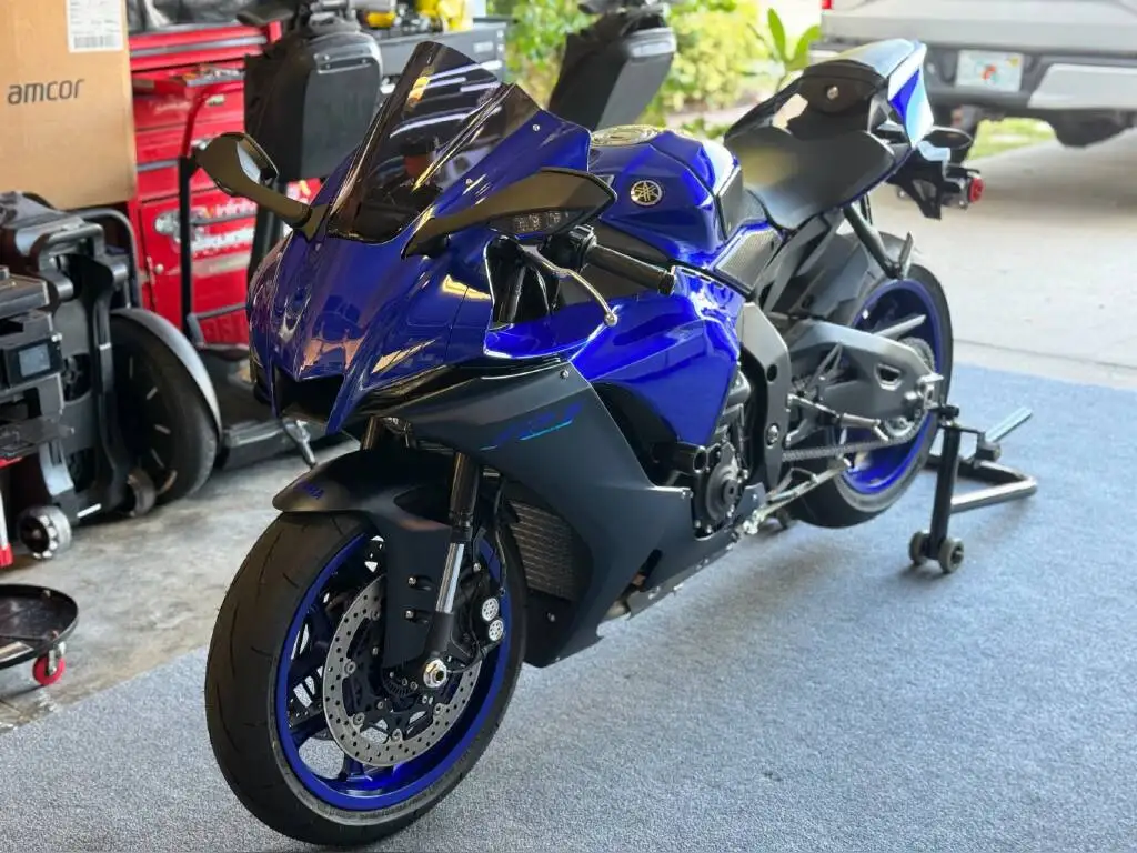 USED 2018 Yamaha  YZF-R1 Sportbike