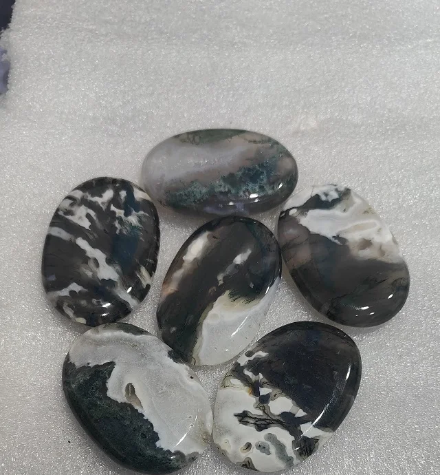 SOHA AGATE Natural Crystal Moss Agate Flat Palms stones Crystals Stones Moss Agate Palm Healing Crystal Palm Stone For Sale