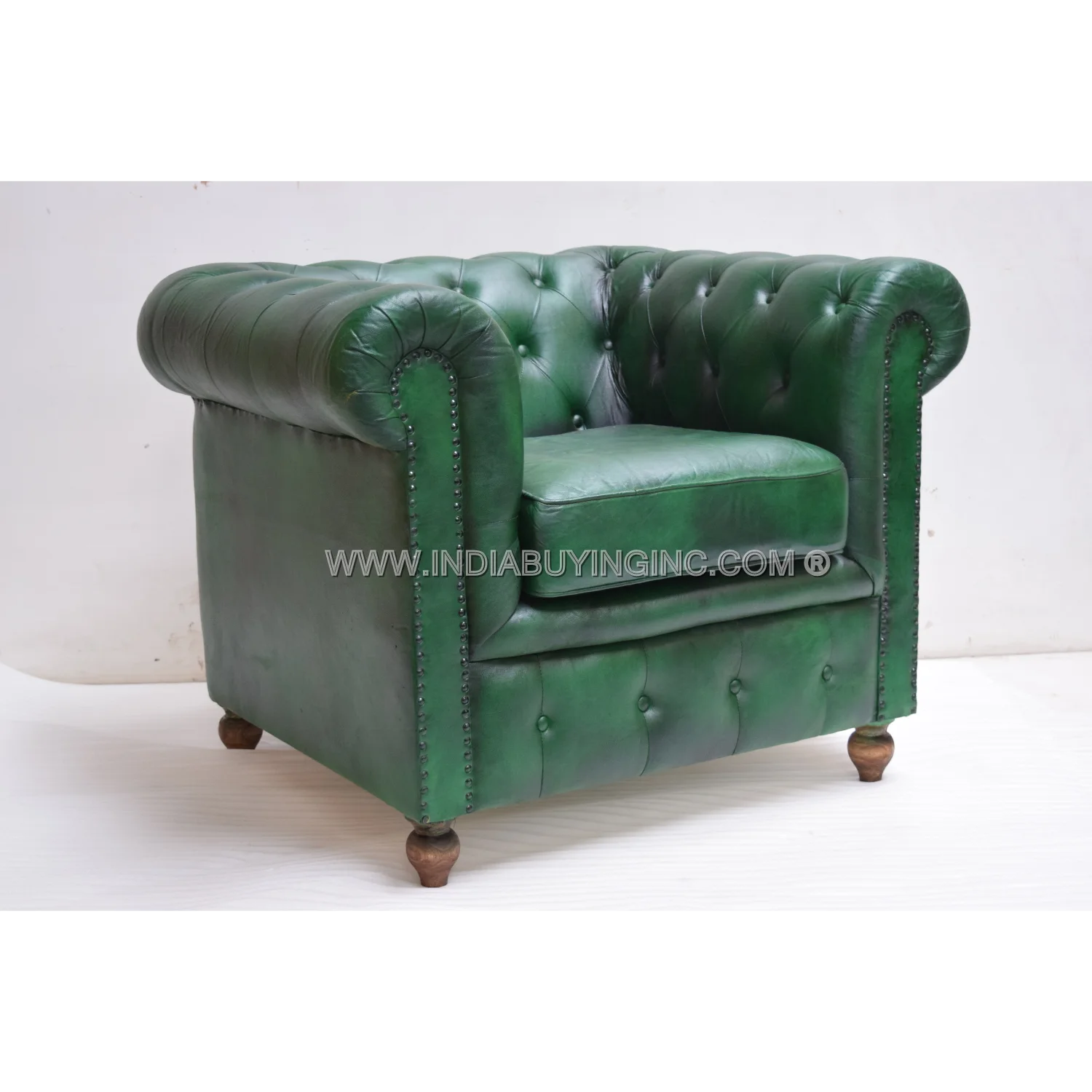 Beautifully Designed One Seat Designer Sofa Solid Wooden Base and Genuine Leather Modern Style Sofa for Home and Hotel