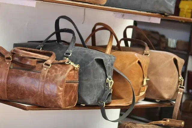 Fashion Leather Sports Travel Drop Shipping Customized Genuine Leather Duffle Bag For Travel And Luggage Premium leather Bag