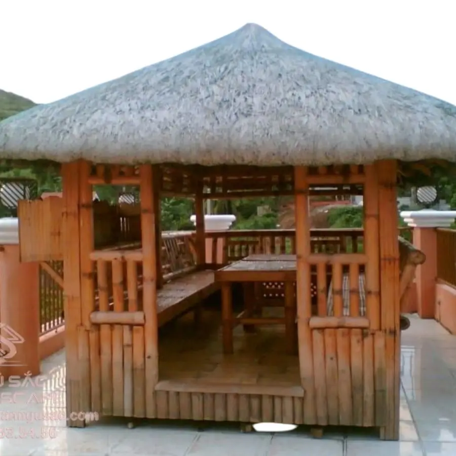 Construction of cheap bamboo and thatched roof houses for resorts made in Vietnam