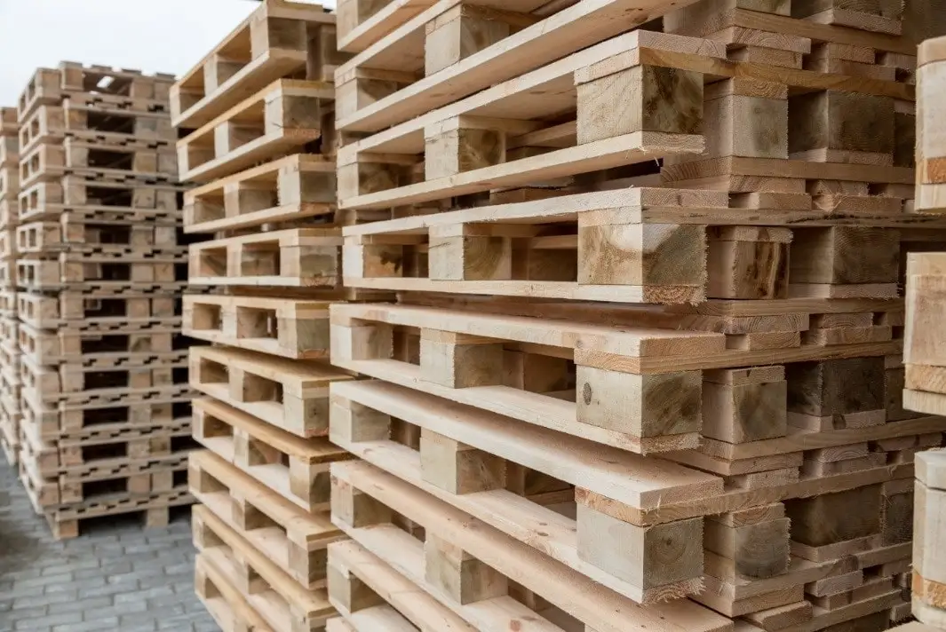 Best Price Wholesale Solid Wood Warehouse Pallet Pine Wood Epal Wood European Pallet
