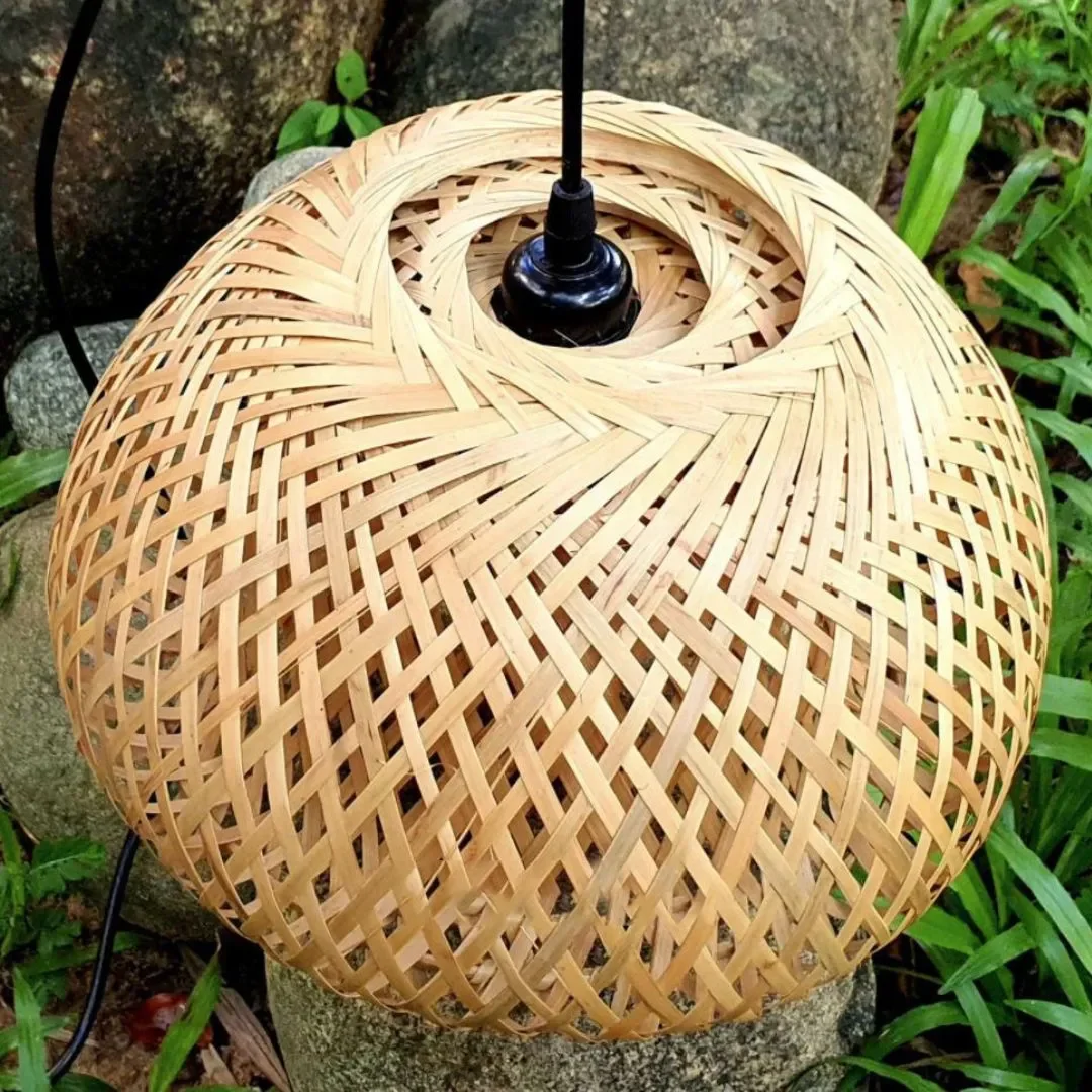 Bamboo Pendant Lights Handmade Wicker Lamp Shades Covers Cheap Wholesale Hanging Lamps Round Natural Home Decor Classic Indoor