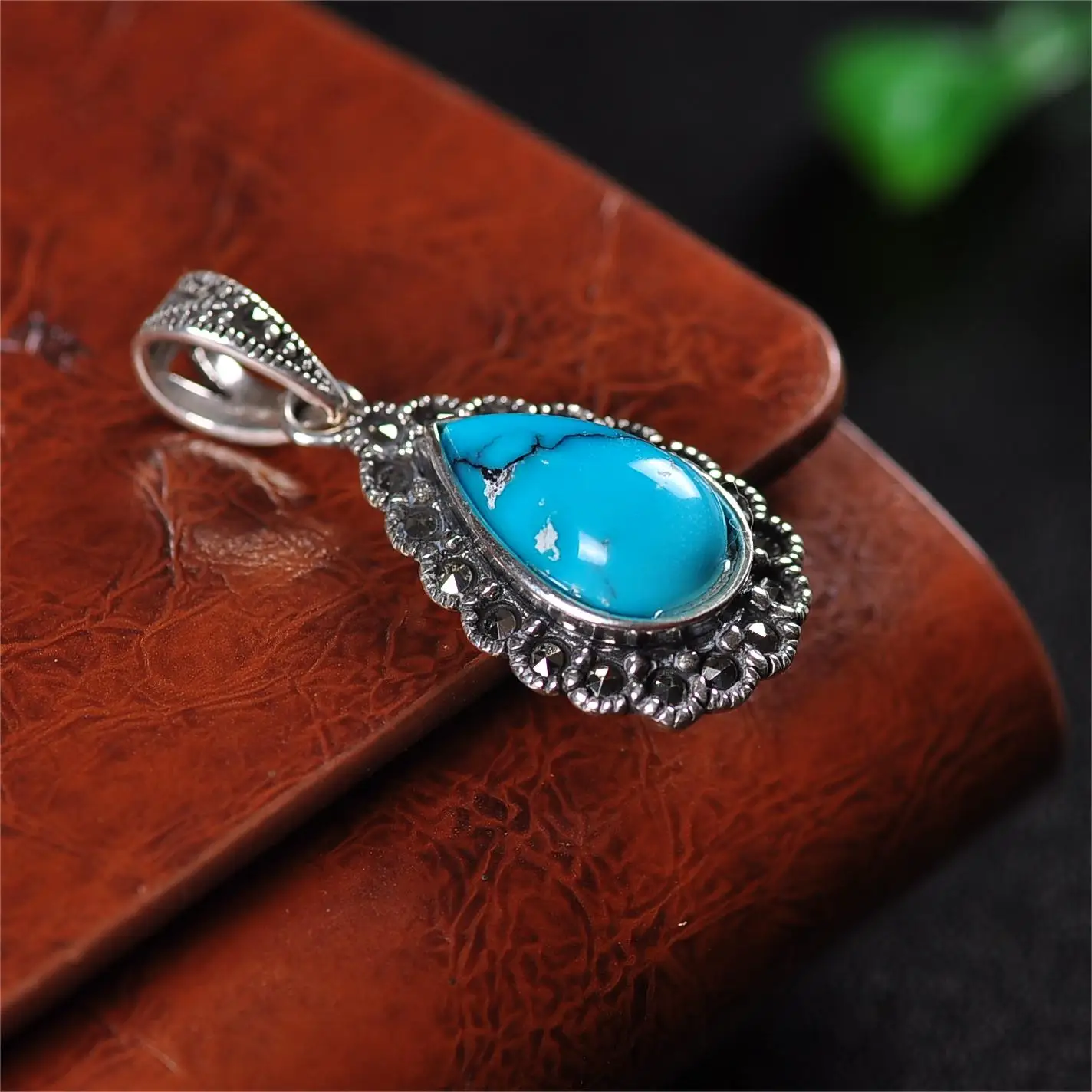 Pasirley Unisex 925 Silver Necklace Original Design Turquoise Pendant Red Agate Triangle Ellipsoid Fashion Pendant Necklaces