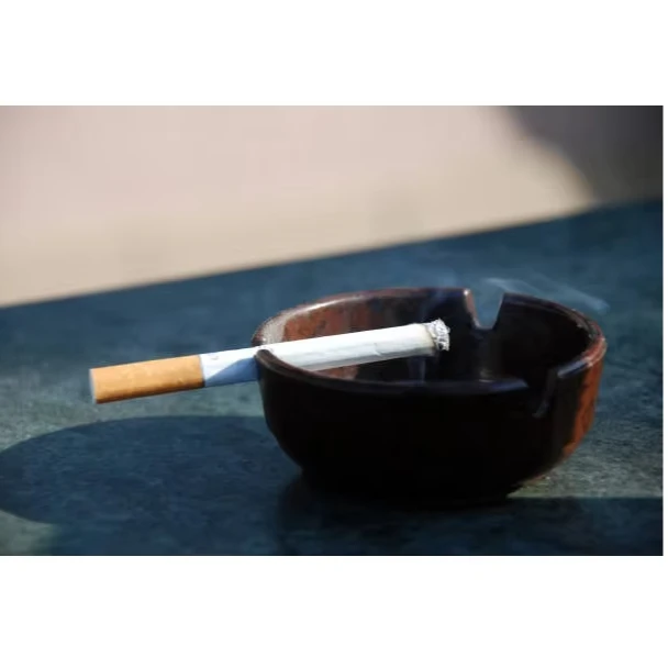 Regular Wooden Bowl Acacia Wood Ashtray for Cigarette & Cigar Polished Glossy Home office and bar