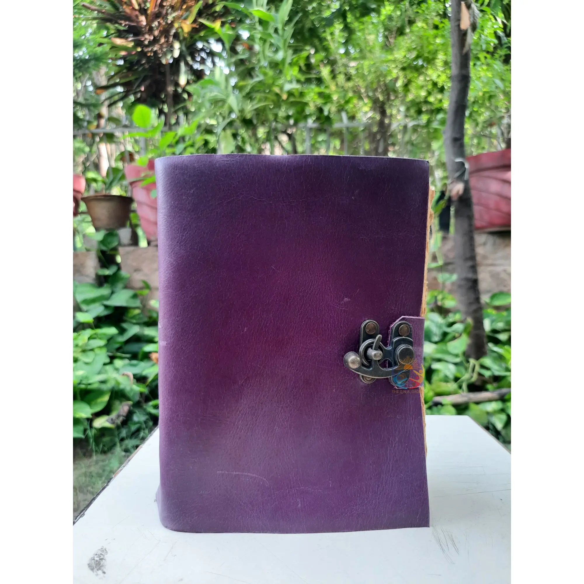 Leather Journal for Men and Women Vintage Leather Unlined Journal with Lock Great Gift for Men and Him Perfect for Writing