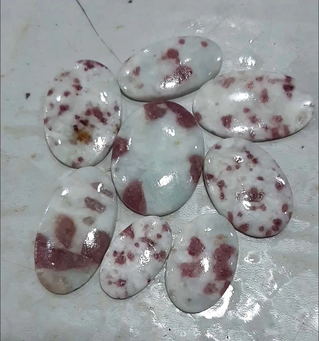 Резьба по сердцу из Лабрадорита от 8 до 10 мм для ювелирных изделий X-mas оптом ювелирные изделия натурального янтаря с медом 8-10