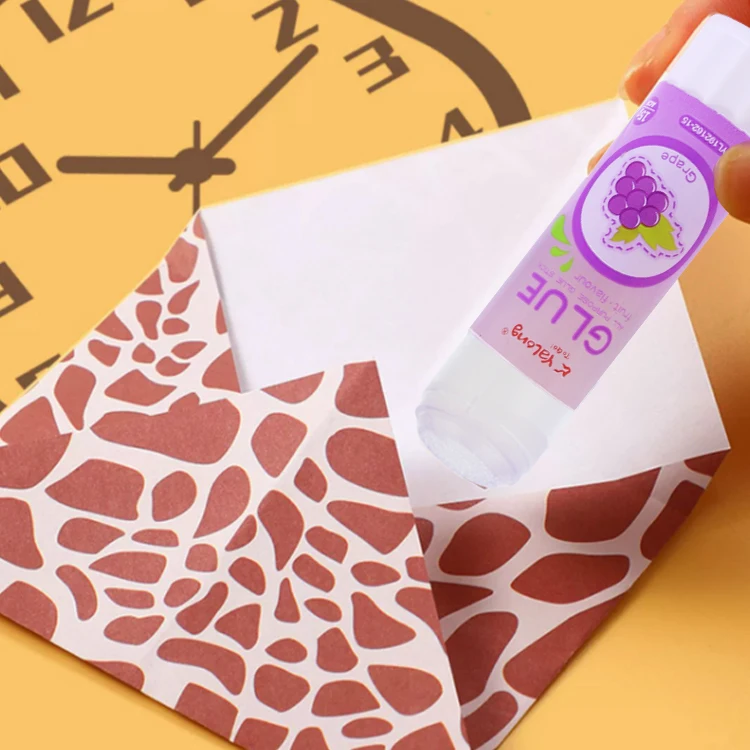 Yalong Non-Toxic PVA PVP Glue Stick 15g Transparent Fruit Scent Flavour Glue Stick For School And Office