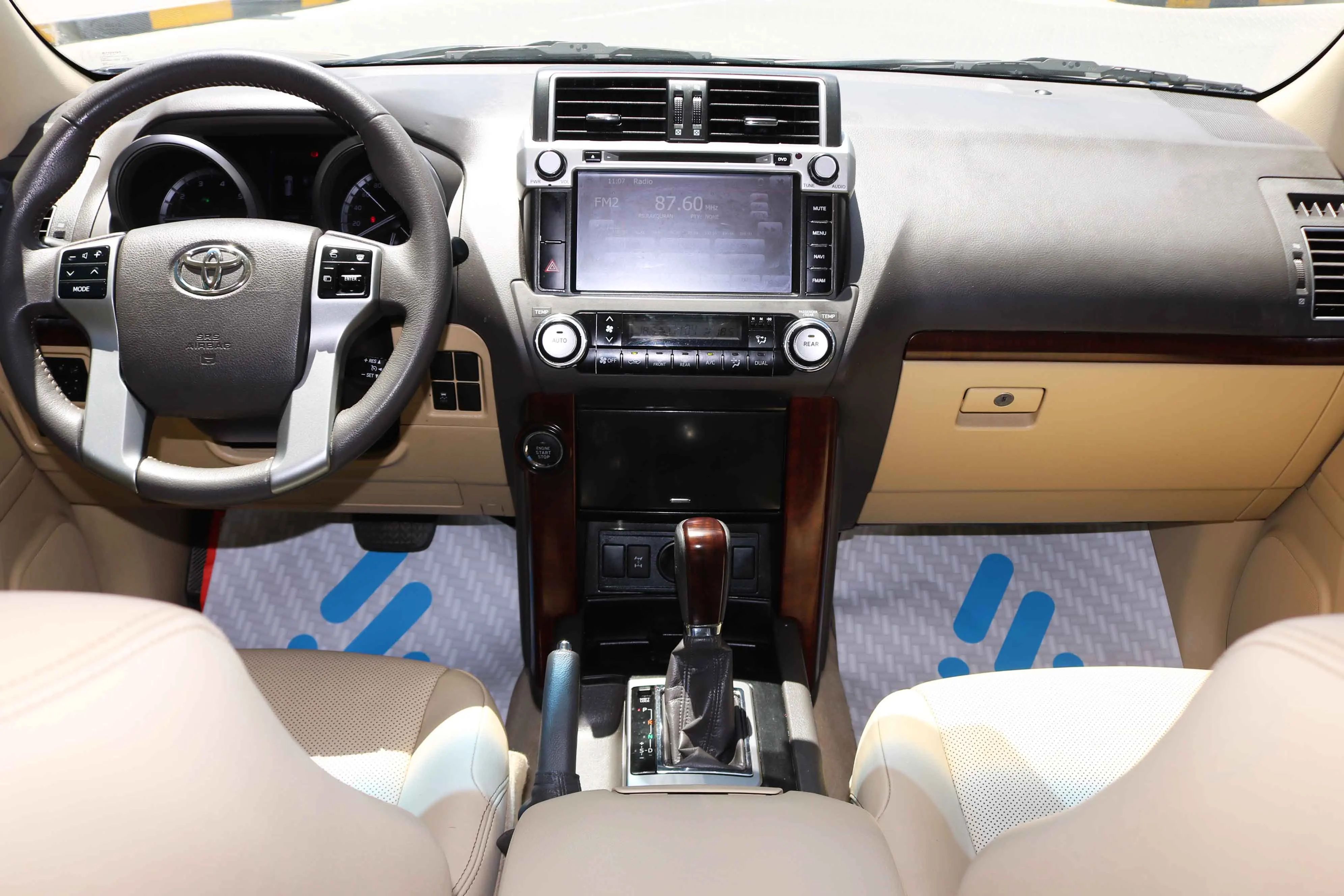 CLEAN TITLE CUSTOM FREE USED 2021TOYOTA PRADO JEEP 4WD READY TO SHIP NEW EDITION