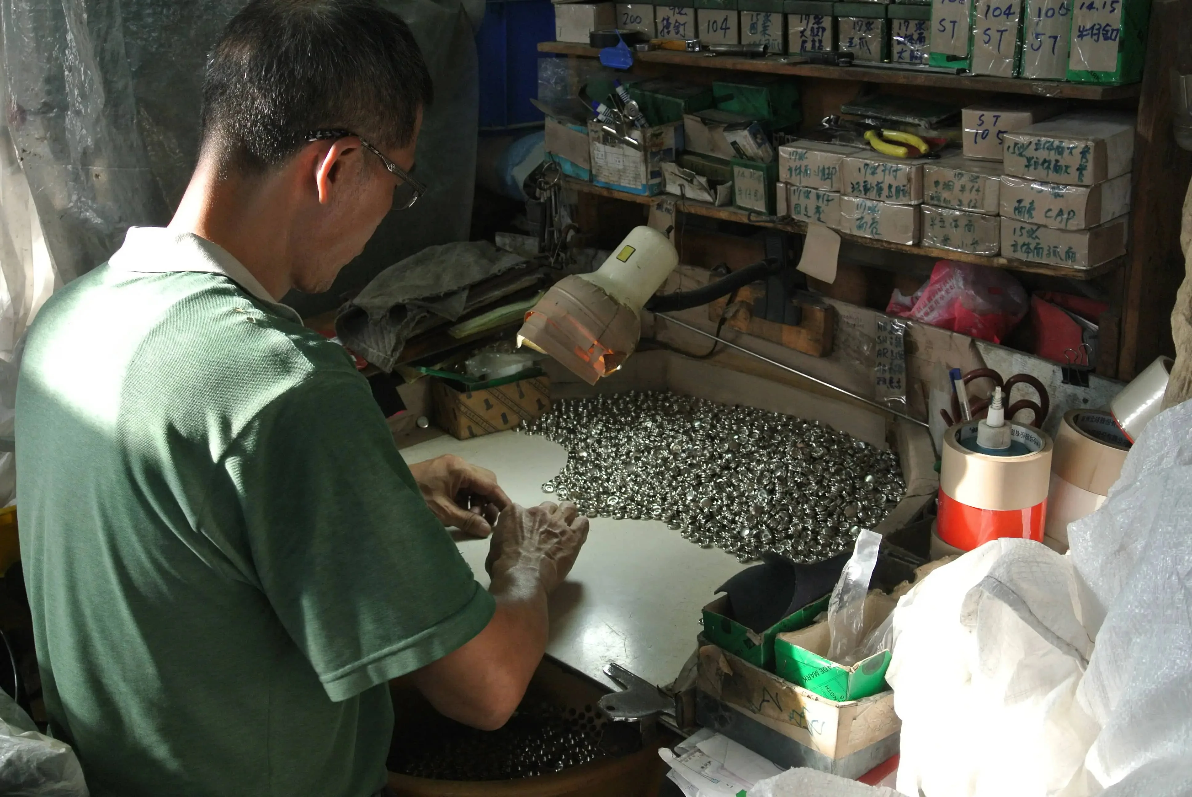 Reliable Automatic Button Making Machine for High-Quality Metal Button Production