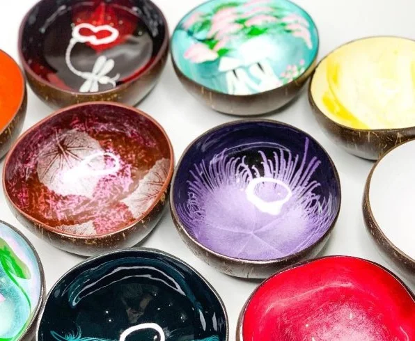 NEW DESIGN 2024 VIETNAM COLORFUL LACQUERWARE COCONUT BOWLS- TRADITIONAL HANDICRAFT PAINTED SHELL BOWL DINNERWARE AT LOW PRICE
