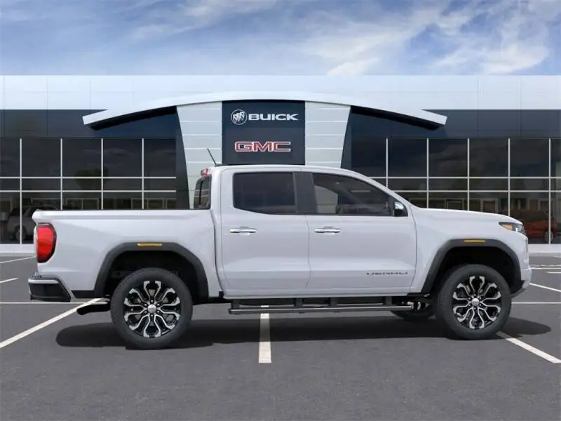 Whole sales used GMC Canyon 4x4 Denali 4dr Crew Cab 5 ft. SB cars for sale