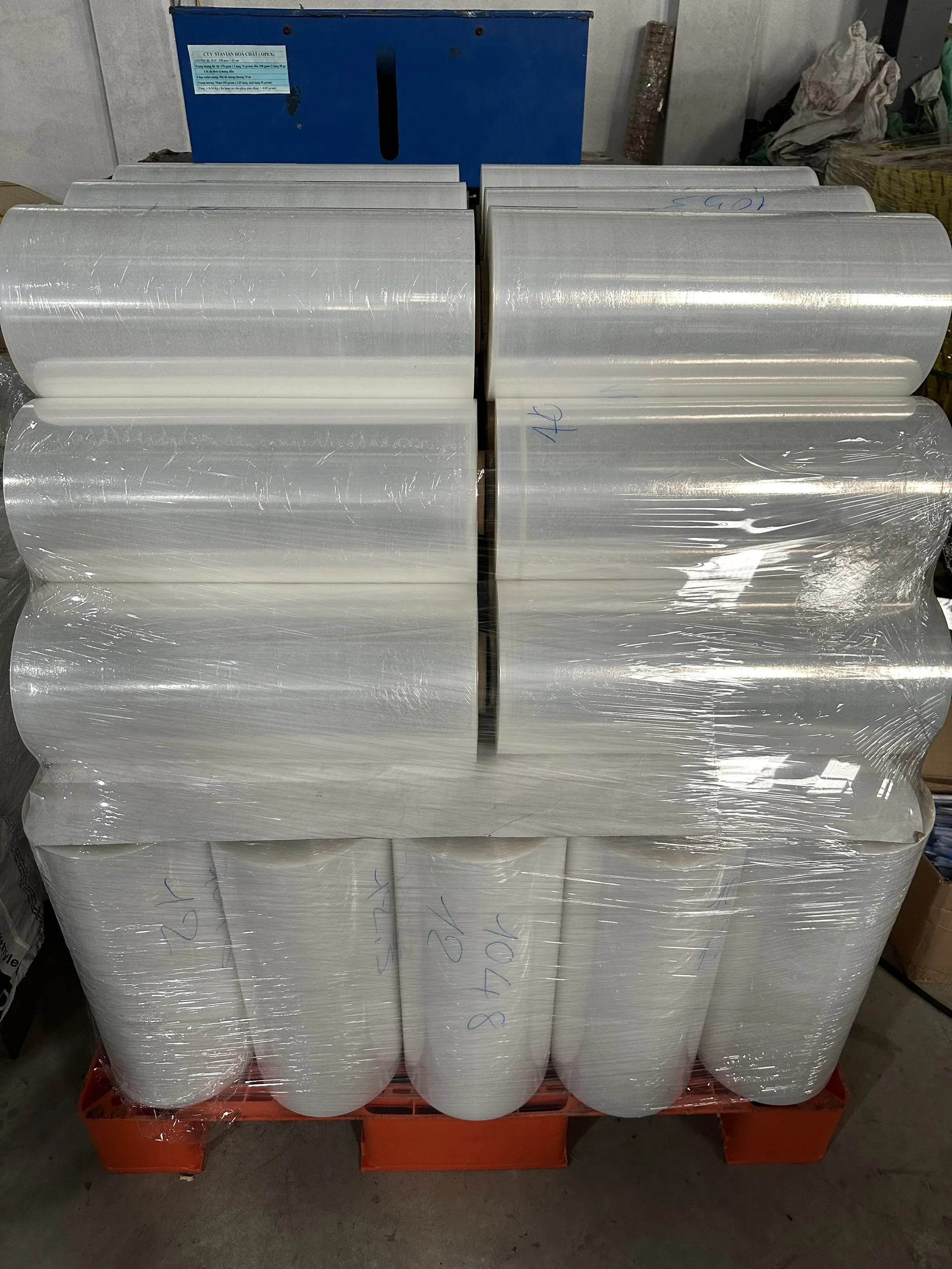 Jumbo Stretch Film Roll Lldpe Stretch Wrap Plastic Wrapping Material Film Stretch Film Roll High Quality