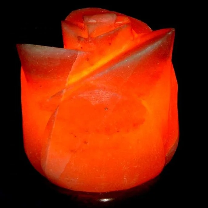 Butiful Shape and Accurate Size of 100% Crystal Rose Salt Lamps With Wood Base Available at Wholesale Prices Direct From Factory
