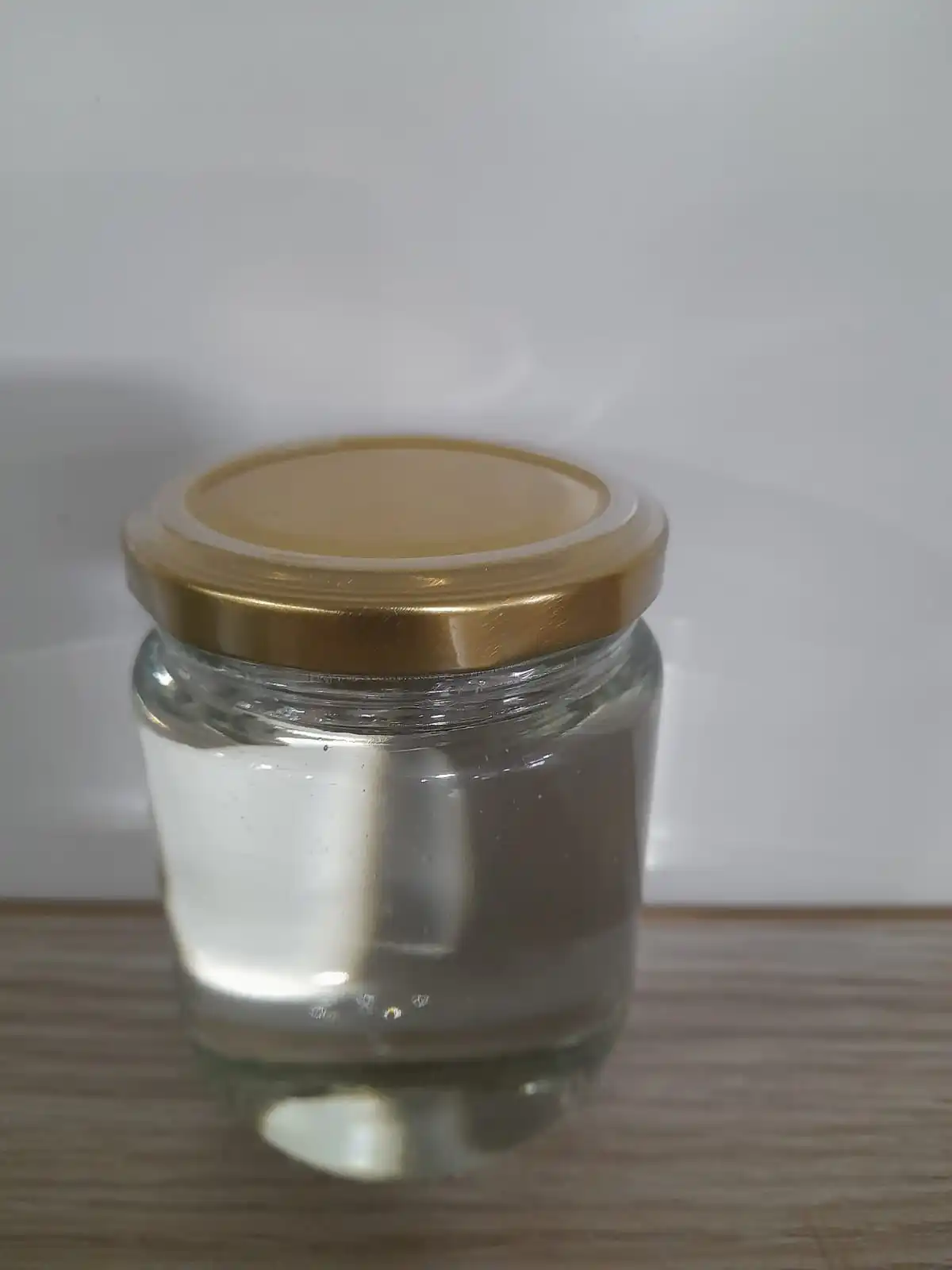Pure Extra Virgin Coconut cooking oil packed in glass jars and bulk packing from Sri Lanka use for Cooking and dressing