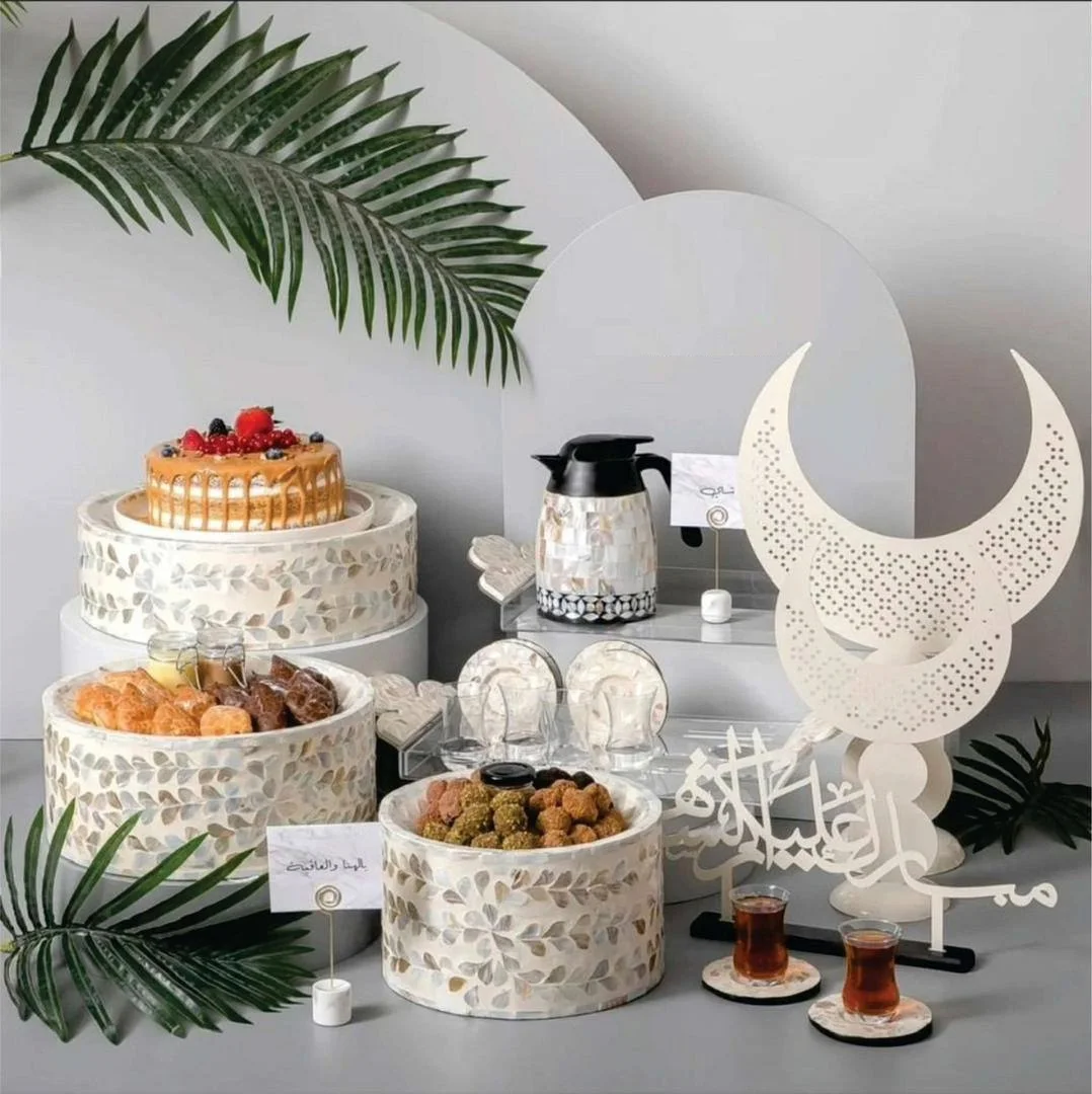 Viet Nam Delicate design Mother of Pearl Serving Trays Luxury High End Decor Herringbone Decorative Trays