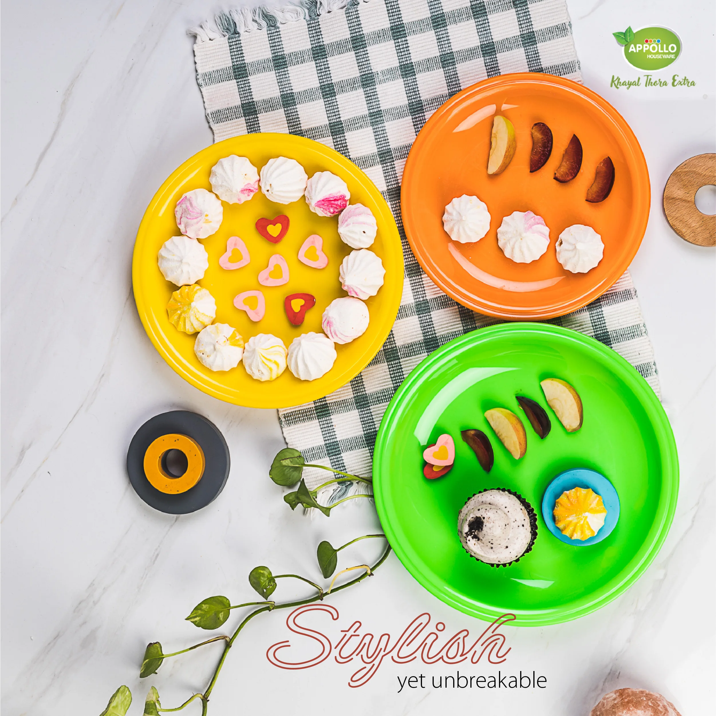 Saga Plate Large 10 Inches Reusable Party Plates