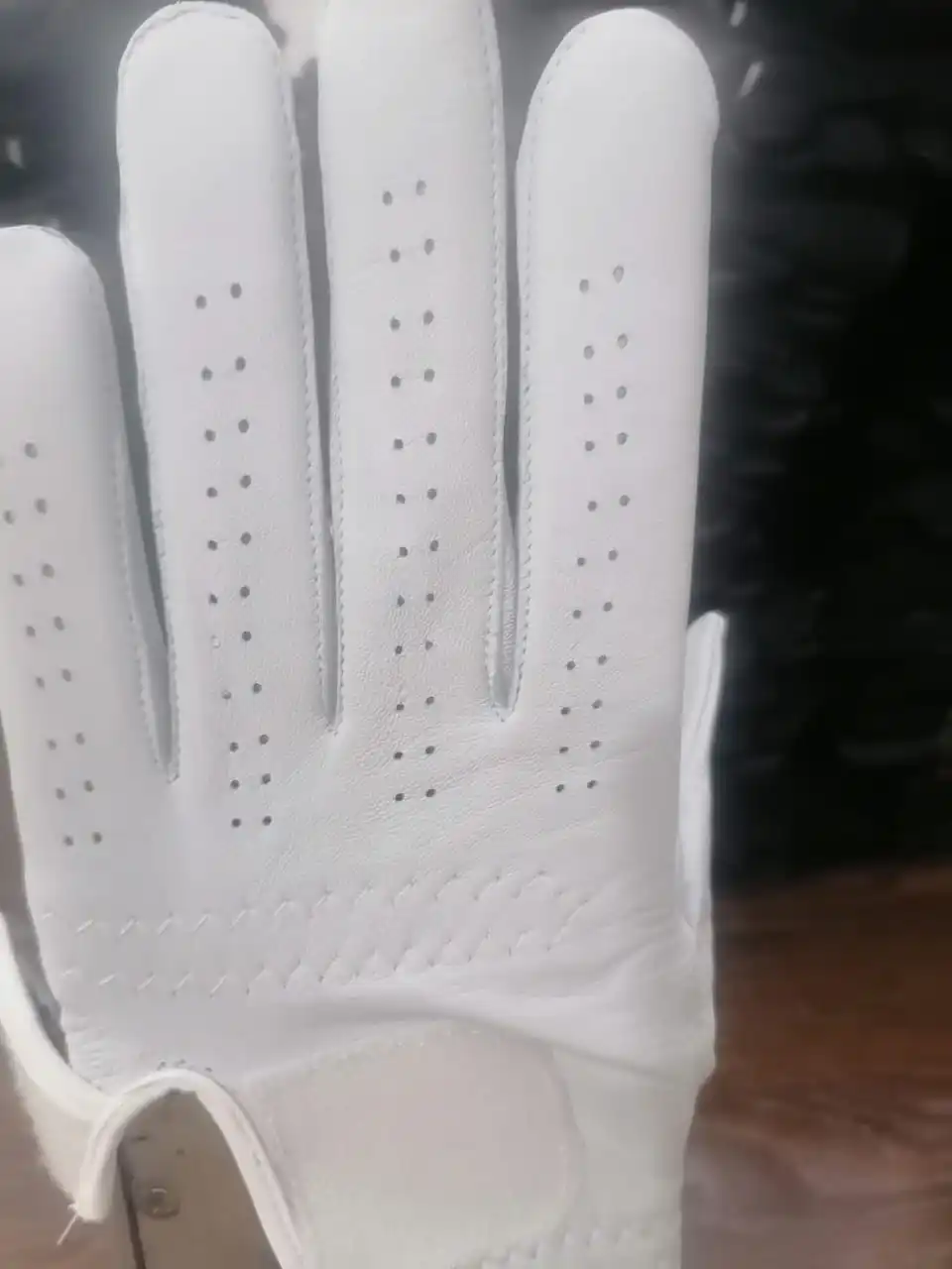 Hot Selling Golf Gloves Competitive newly Custom made Cabretta leather golf gloves Custom Golf gloves