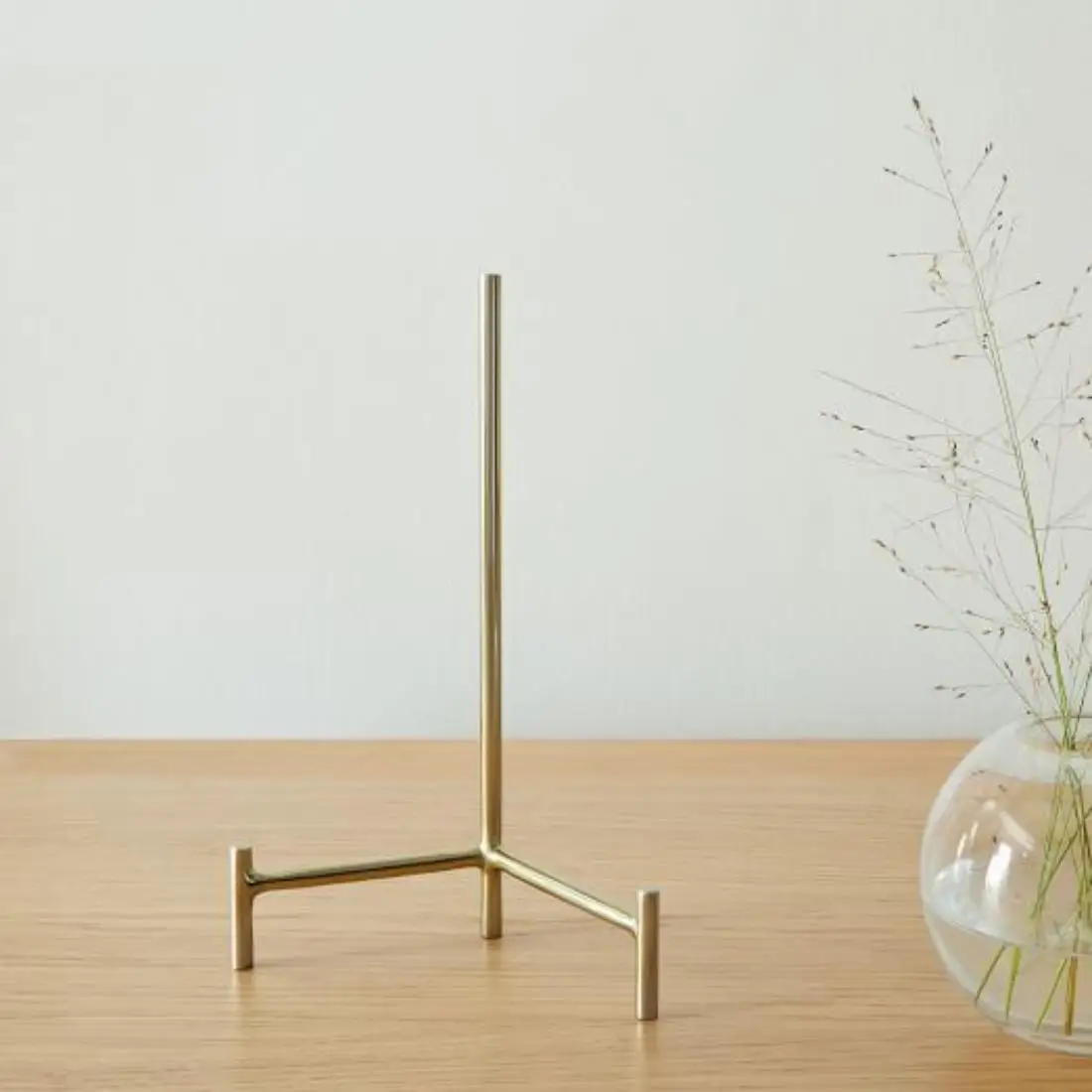 Wedding Decorative Unique Book Stand Recipe Notes And Musical Notes Display elegant Book Stand Available In Reasonable Price