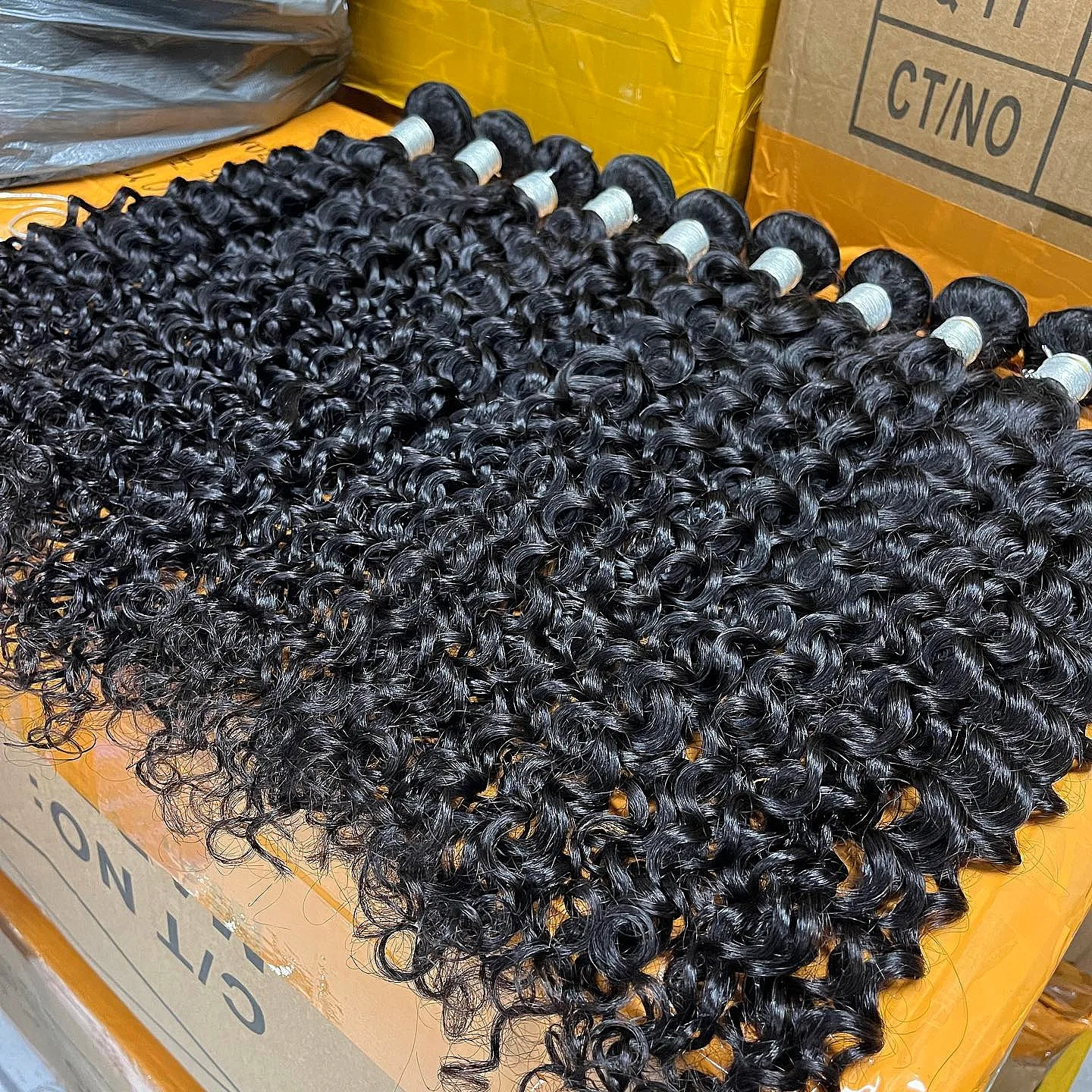 100 Human Hair Bundles Virgin Brazilian Hair Bundles for Black Women, 9 a Grade Kinky Curly with Lace Front Closure Paypal Twist