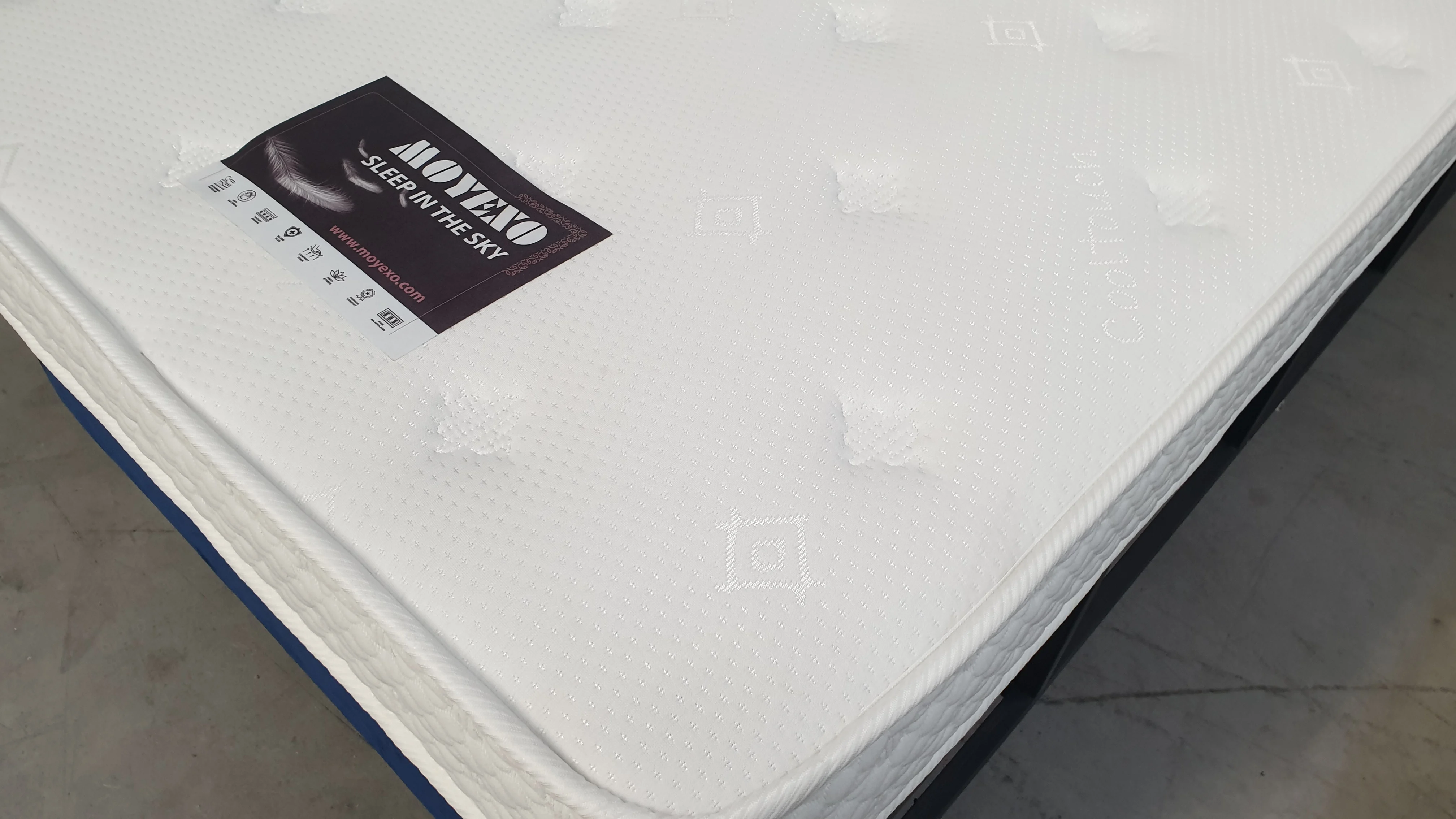 Recyclable Memory Foam Mattress in a Box Roll Pack Any Sizes for Bedrooms Hotels Dormitories NATO United Nations