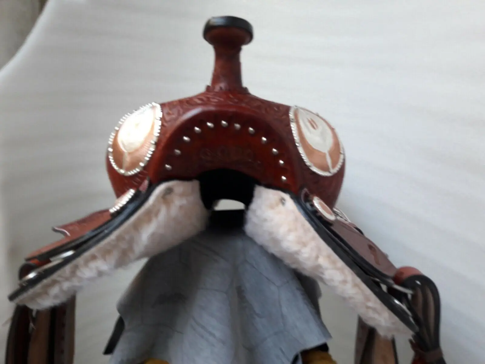 Top Sale Premium Quality Horse Western Saddle Customised Saddle With Soft Seat Leather Saddle For Horse Riding At Best Price
