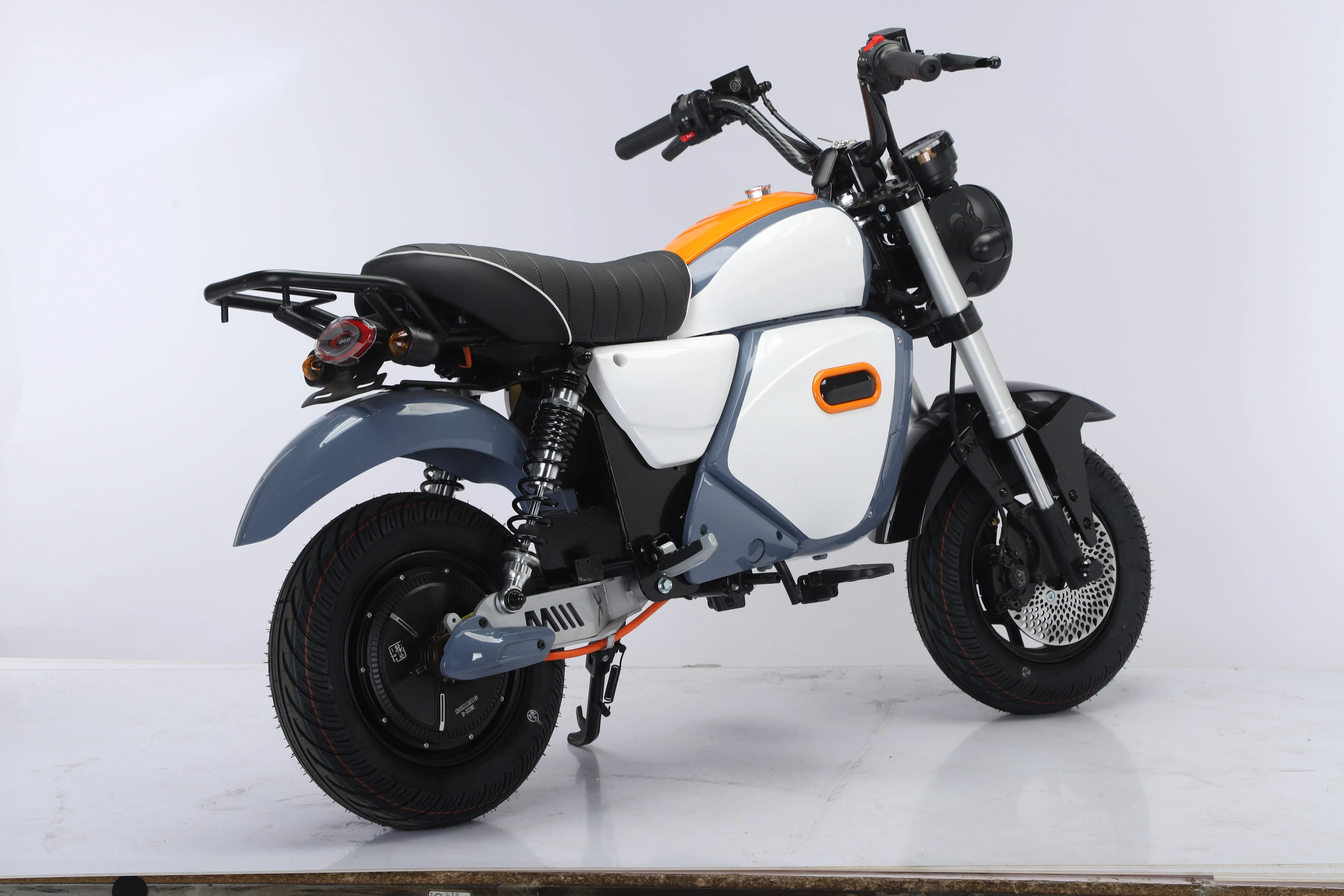 High Quality SKD CKD Factory Customized Adult Electric Motorcycle 50km/h Speed 60km Range 48v Steel Electronic Sensor