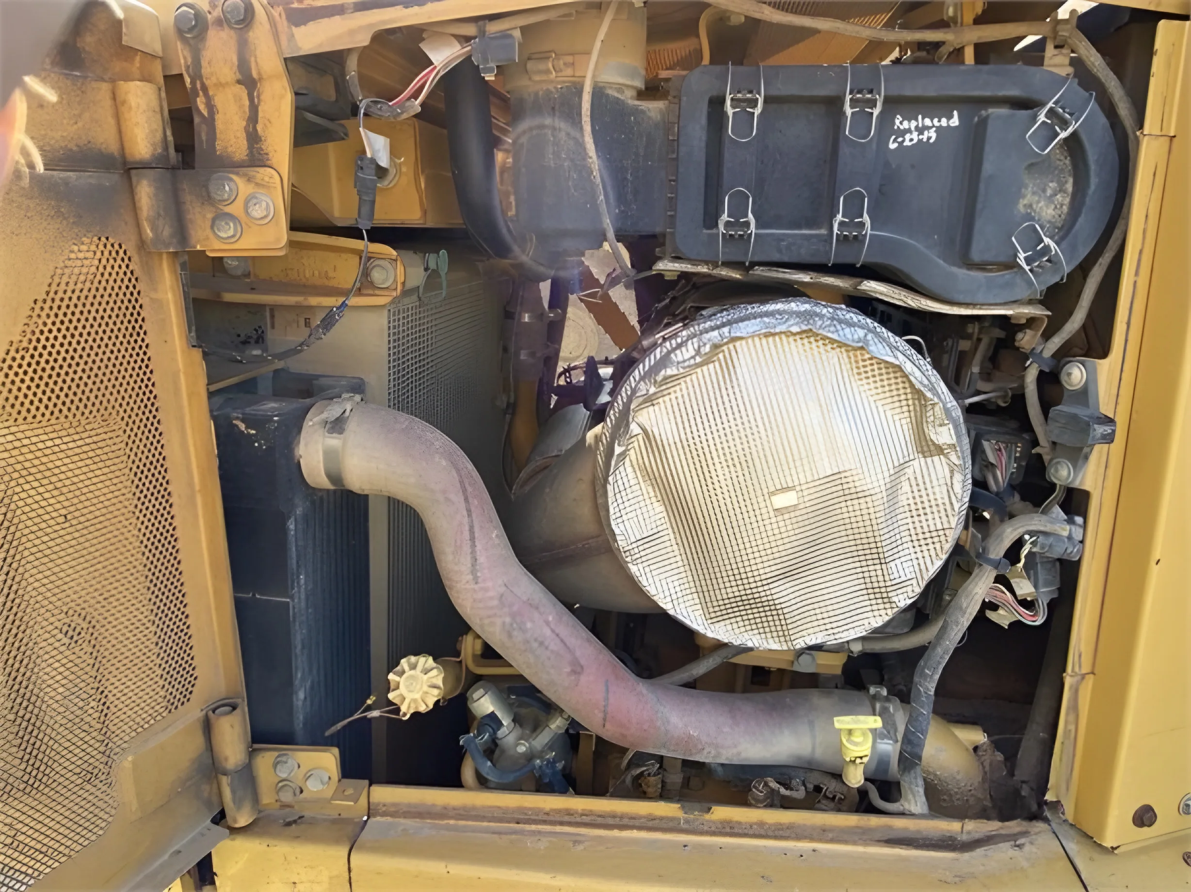 2012 бульдозер CATERPILLAR D6T LGP Caterpillar CAT dozer серии D second hand для продажи хорошая производительность