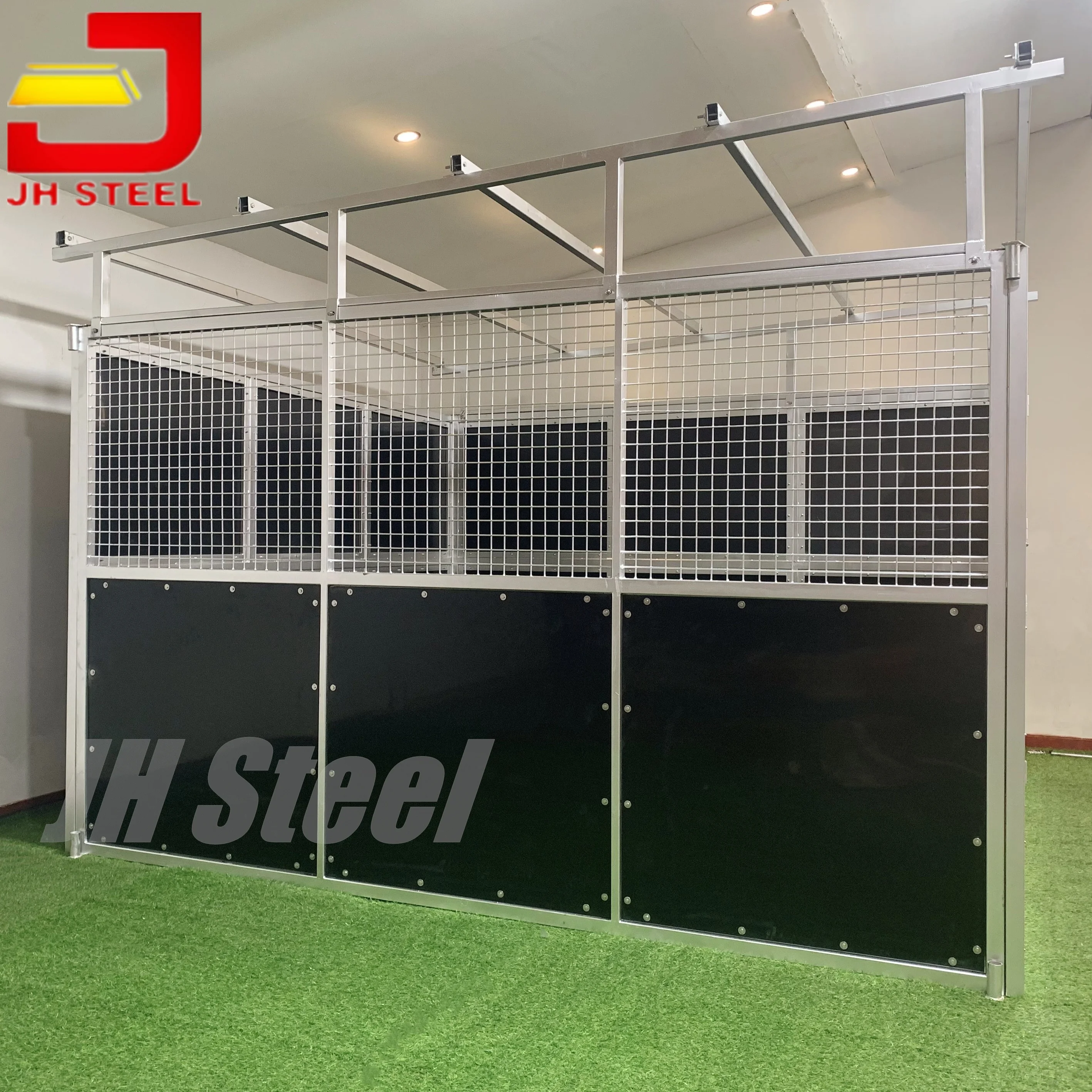 High Quality Fast Installation HDPE Infill Movable Horse Stable Panels with Sliding Door for sale