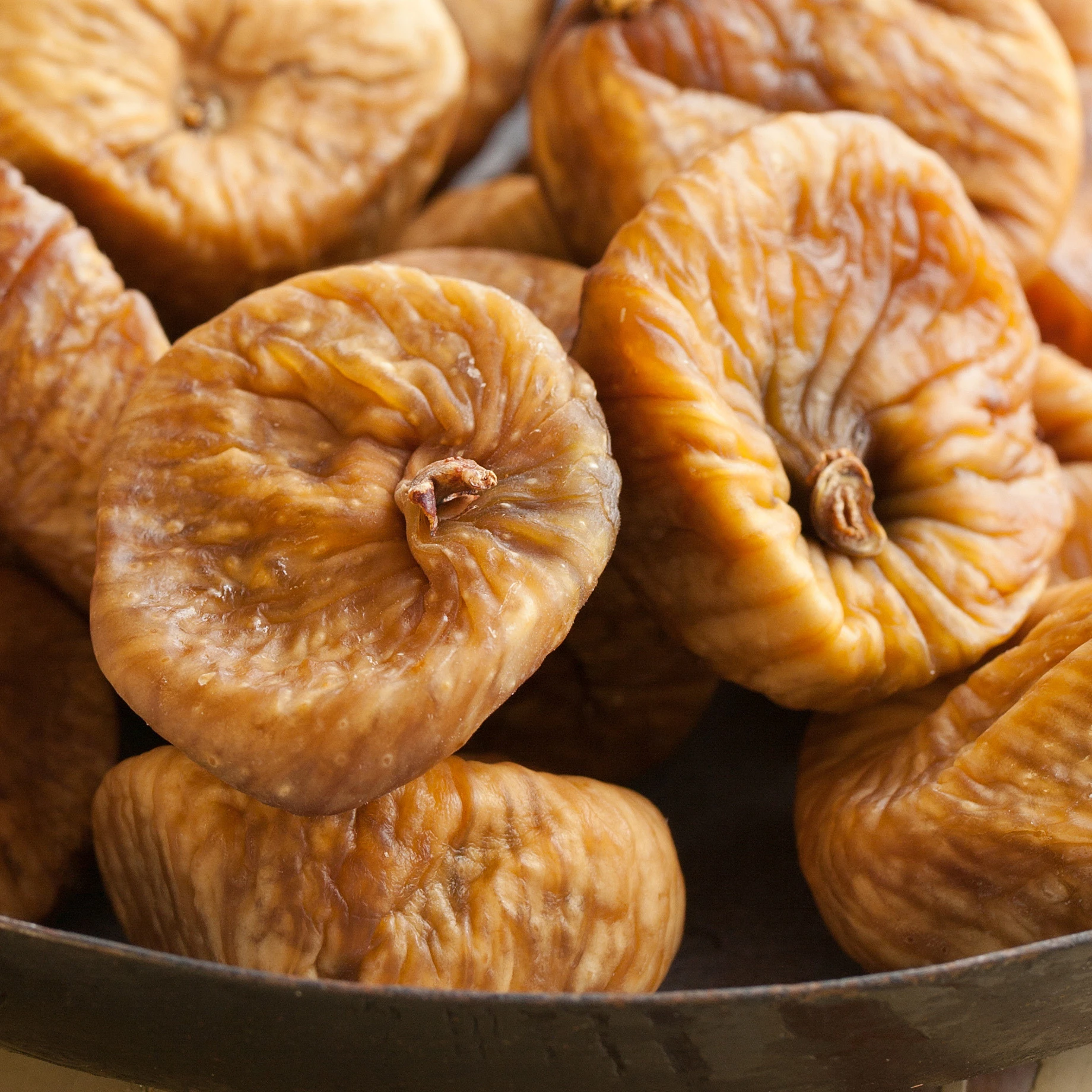 First Quality Dried Turkish Fig and Free Gifted Storage Box Container OEM Spices Bulk or Package