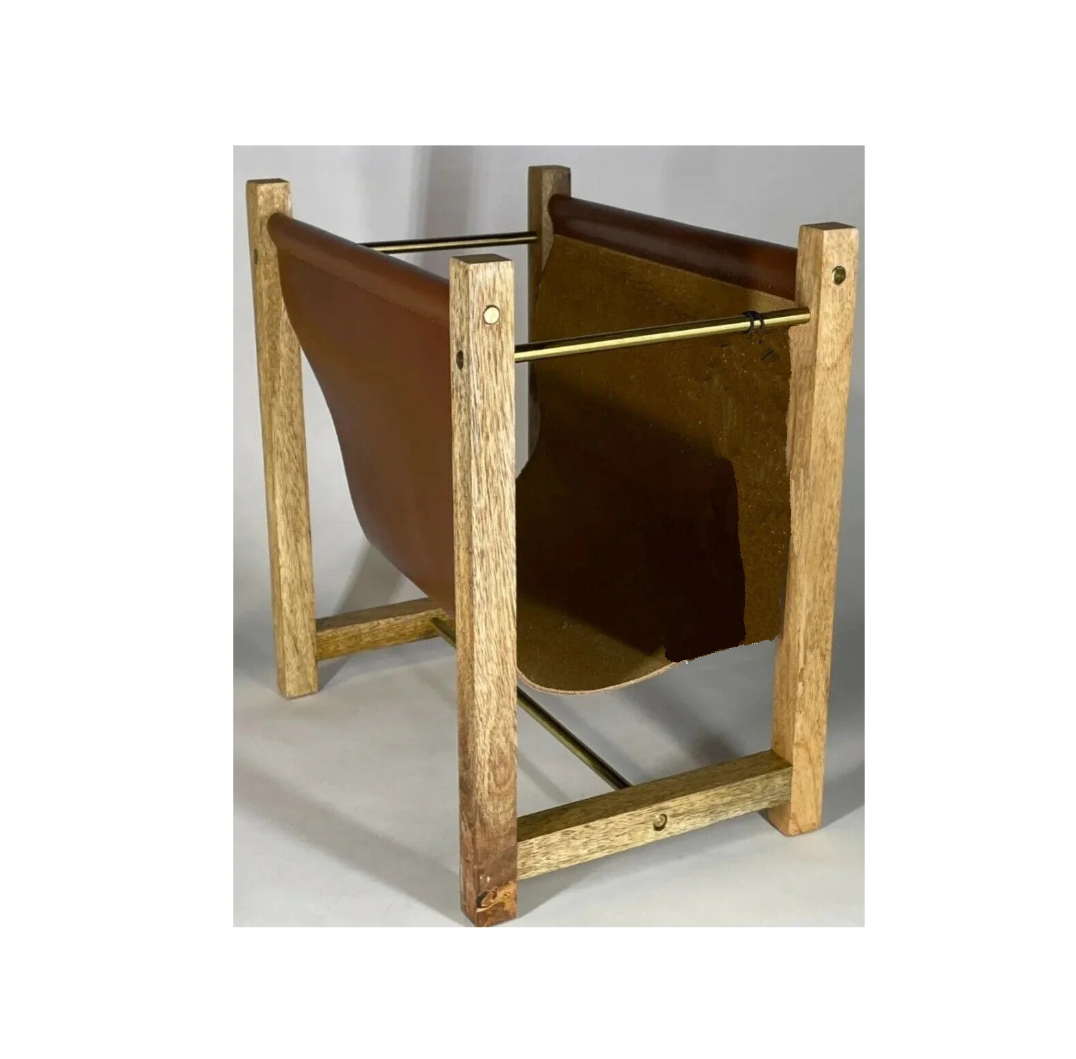 Classic Style Top Selling natural Wood & Leather Magazine Rack Newspaper Display Holder & Rack Used In Stores/Shop /Library