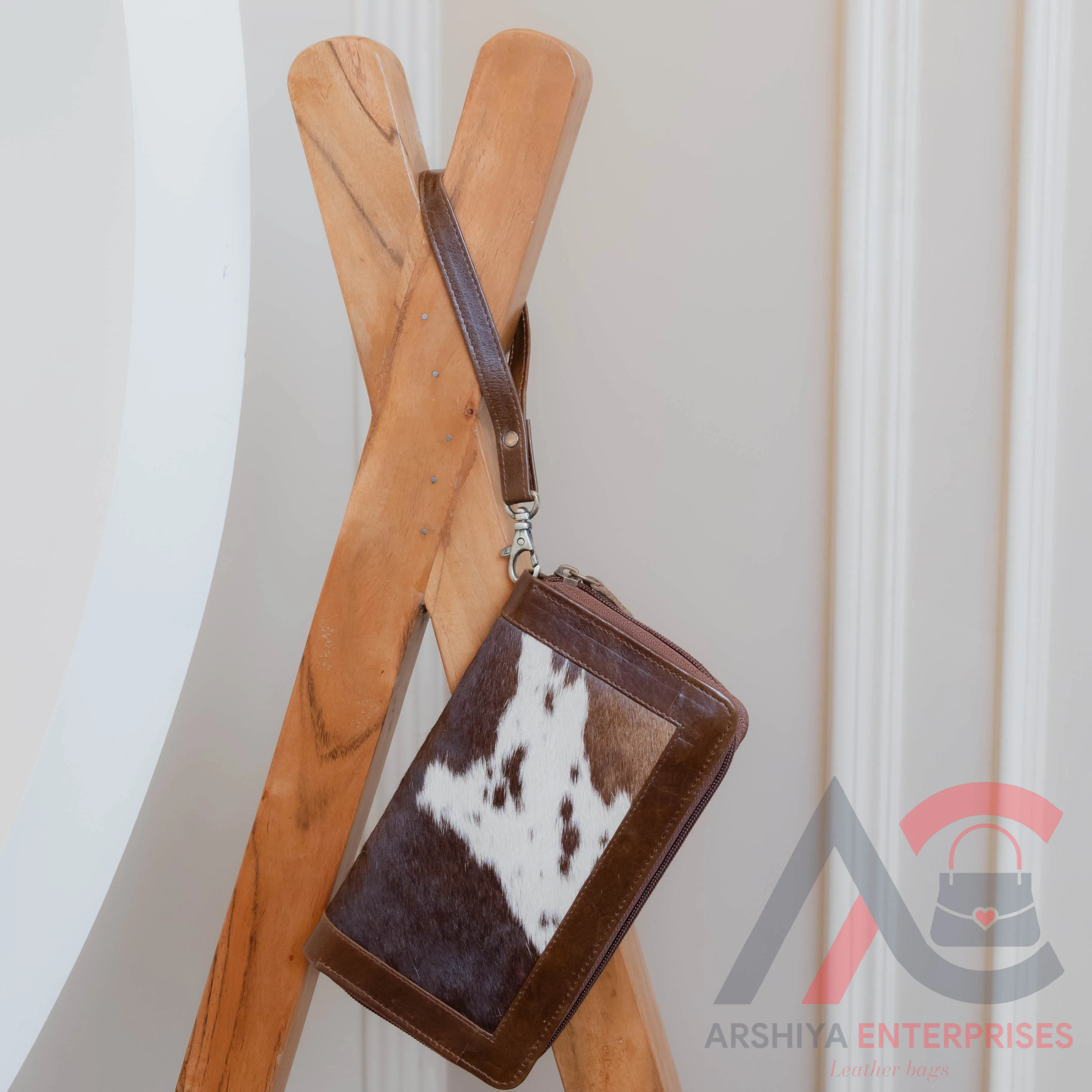 New Western Hair On Cowhide Leather Wallet For Women Genuine Leather Purse Card Phone Case Stylish Collection Clutches For Women