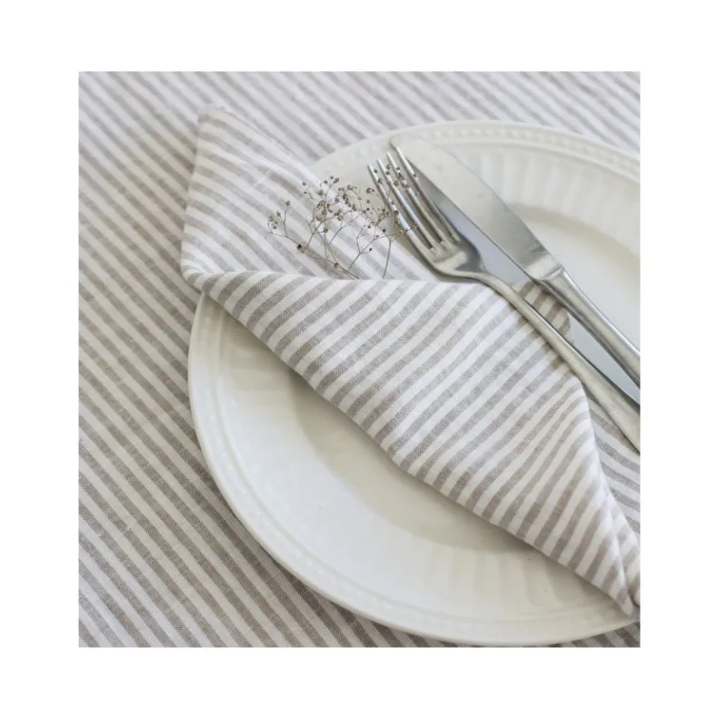 Nature Linen Fabric Placemats Thick Linen Woven Placemats for Dining Table Machine Washable Placemats Double Layer