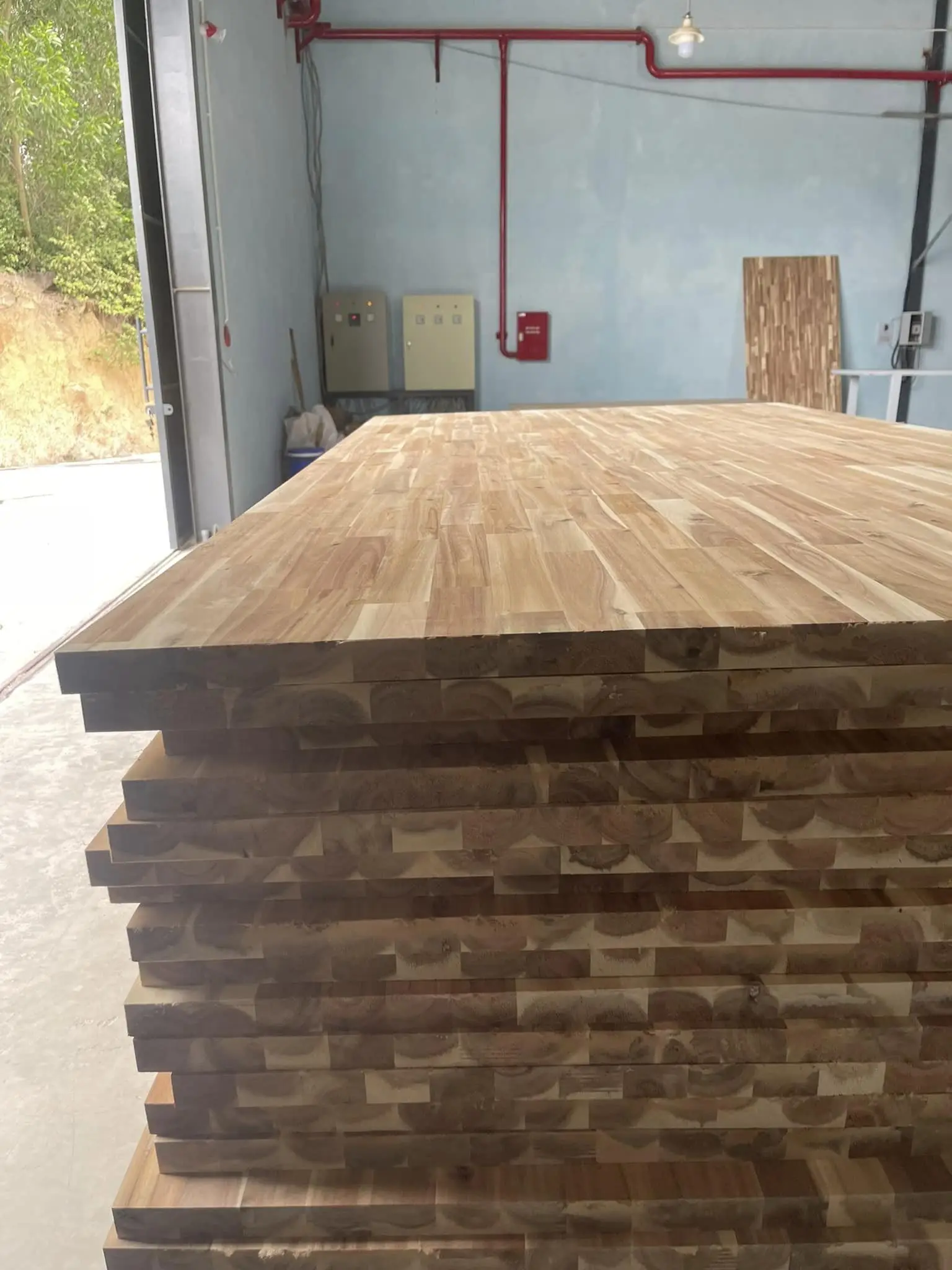 Modern Design Solid Surface Countertop Natural and Artificial Stone Yellow Wood Laminated Counter for Hotel Modern Style