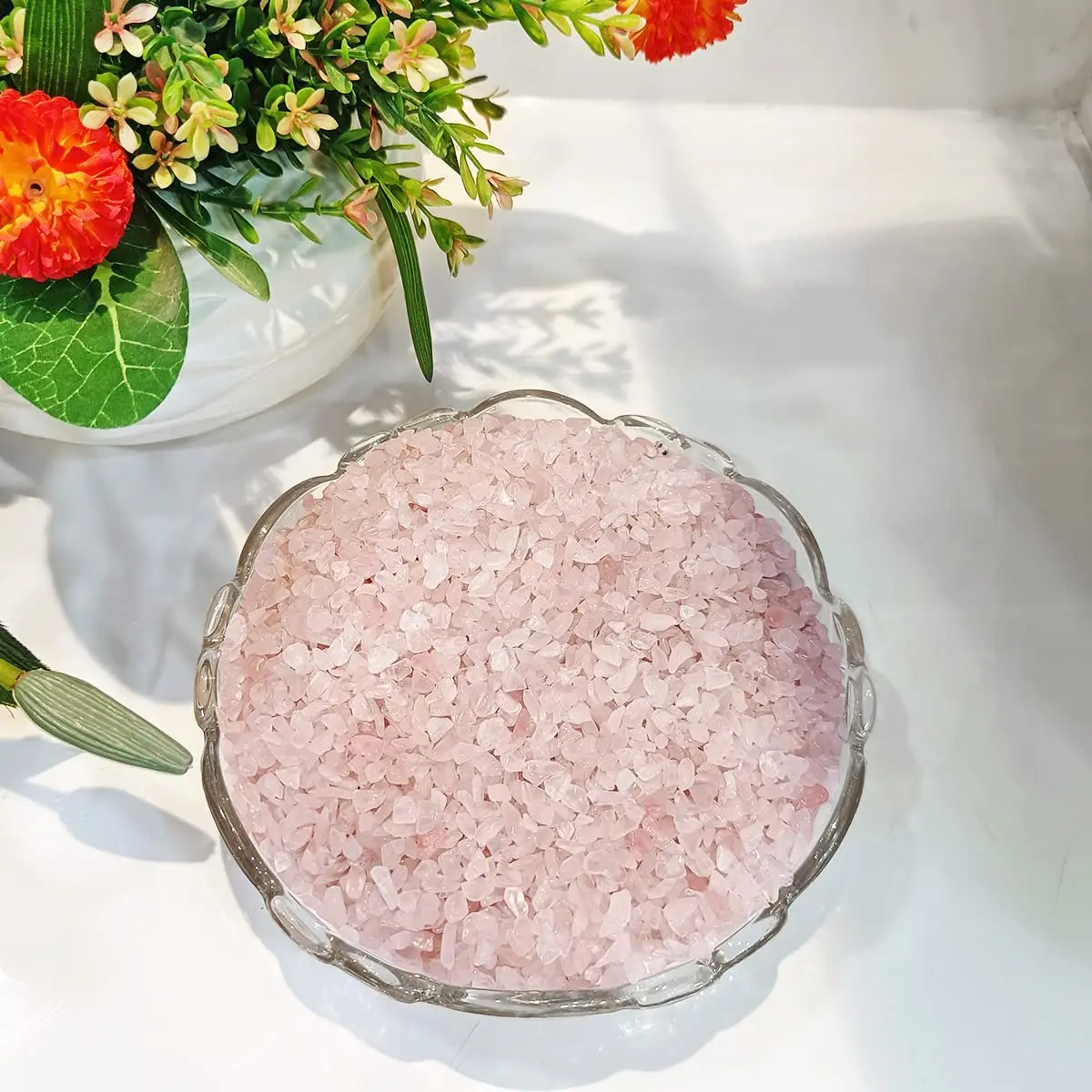 Rose Quartz Tumbled Chips Crushed Stone Crystal Natural Small Rocks Irregular Shape Stone Reiki Healing Gemstones for Garden Aqu