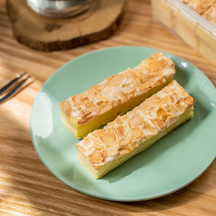 Wholesale Puff Cake Dessert Biscuit Napoleon Pastry Almond Puff-Pastry