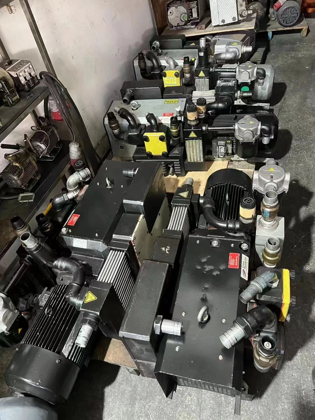 C2.102.1902 Main Blower Pump AM100LF2 Motor For Heidelberg Offset Spare Replacement Parts