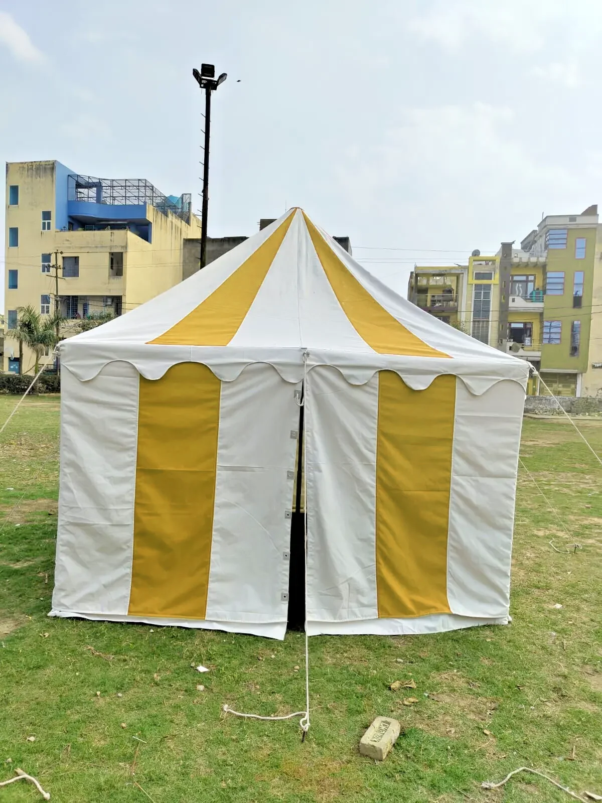 Premium Medieval Square Tent 6x6 Meter Durable Cotton Canvas Reenactment Faire Camping Easy Setup All-Weather Waterproof