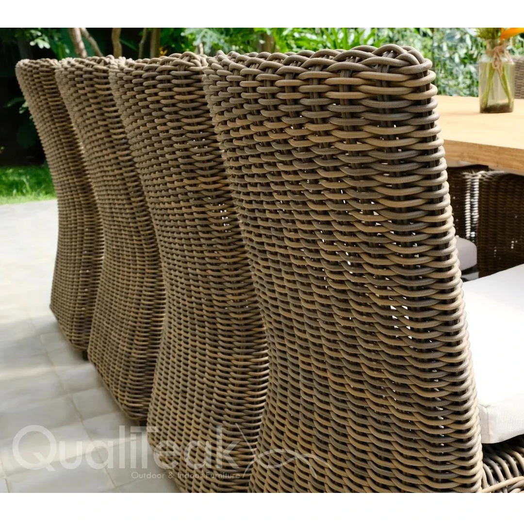 Best Quality All Weather Teakwood and Rattan Outdoor Dinning Furniture Set for Outside Use