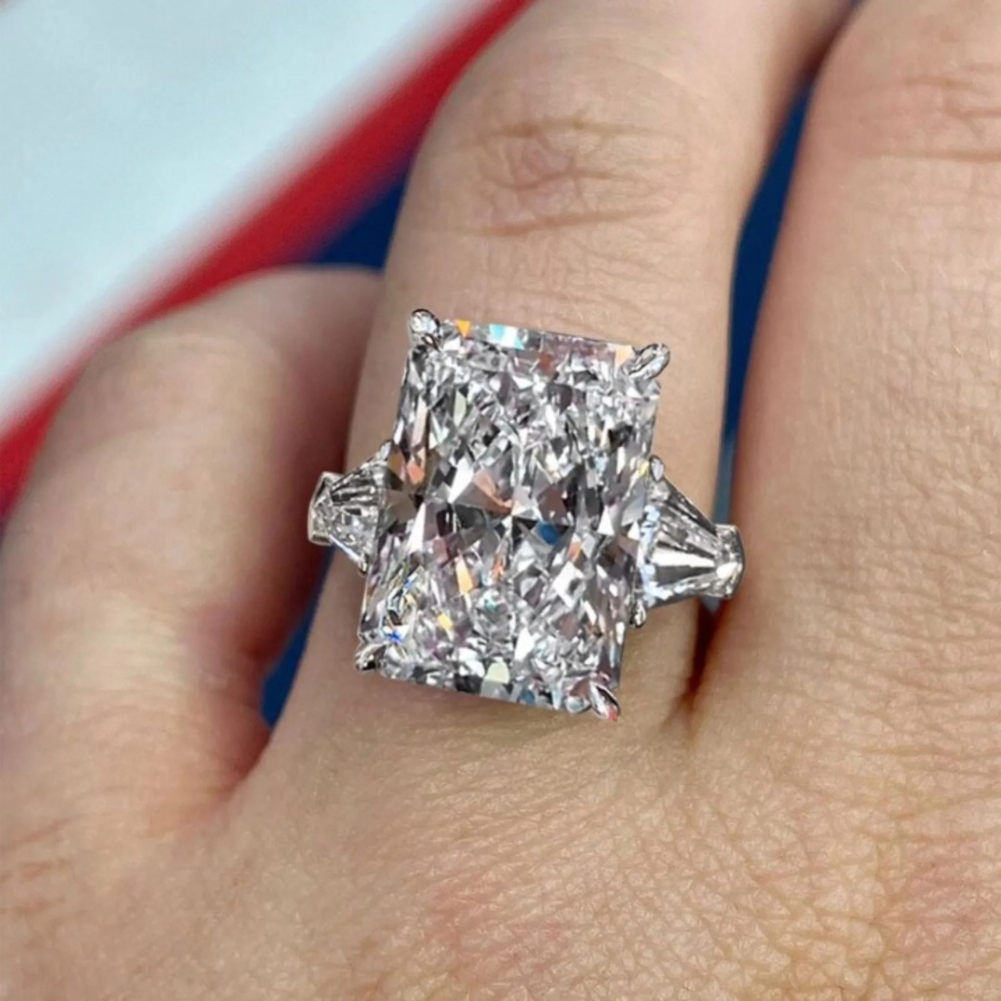 Moissanite Hot Selling 5.90Carat radiant Cut Diamond Ring 10K White Gold Wedding Jewelry Black Original Plating Factory Price
