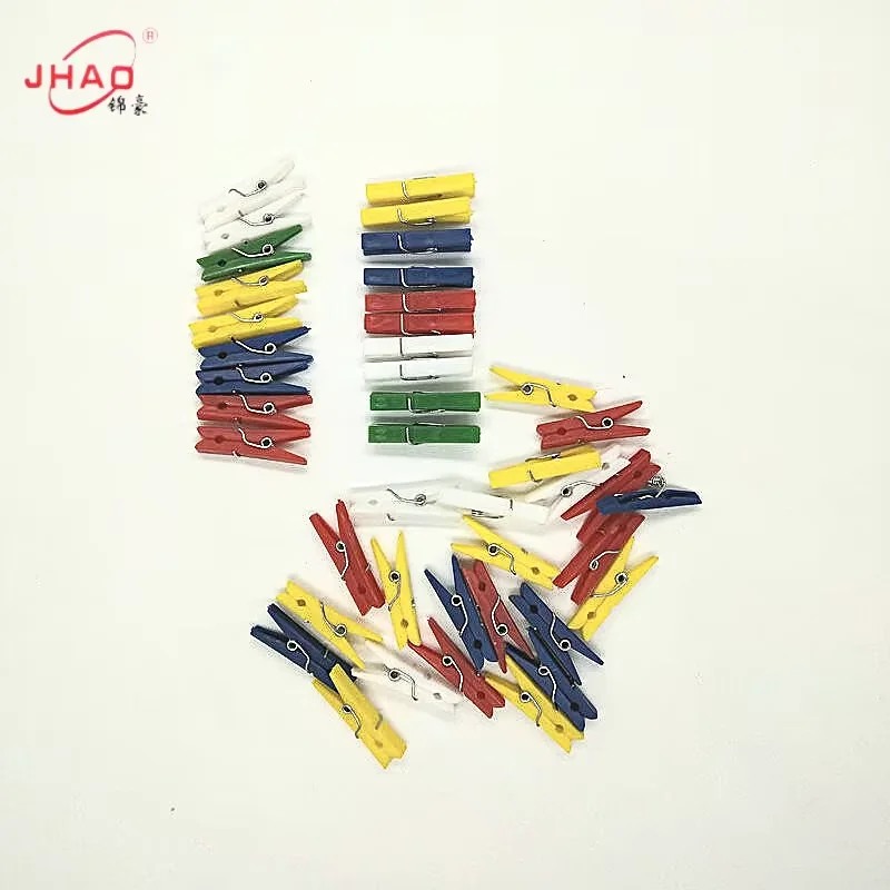 JINHAO  Creative colorful plastic Paper Clips push pins for Cork Board and Photo Wall