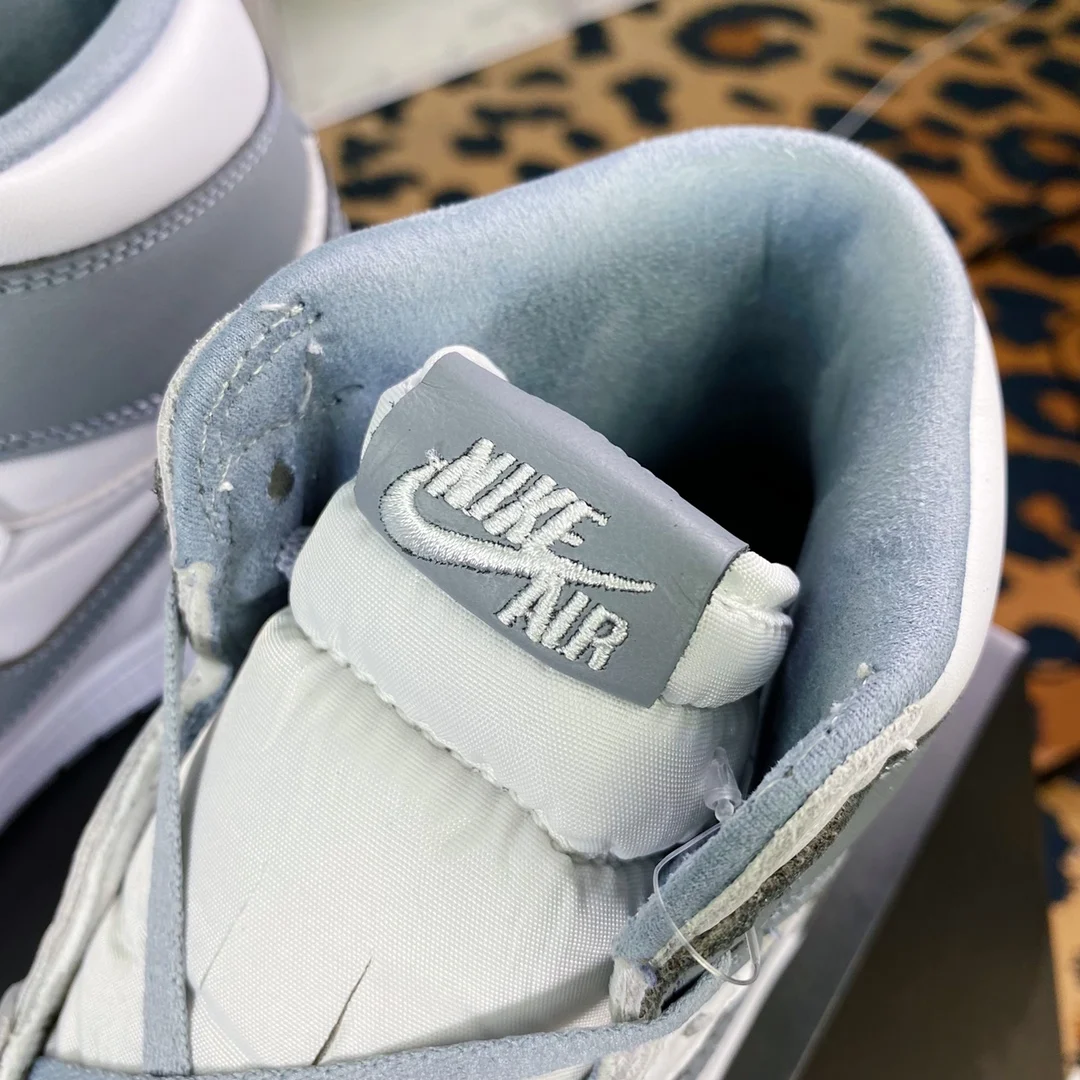 2022 Nike Air Jordan 1 Retro High OG Stealth Cushion Sport Outdoor Sneakers Athletic Designer Footwear Running Pack Shoes