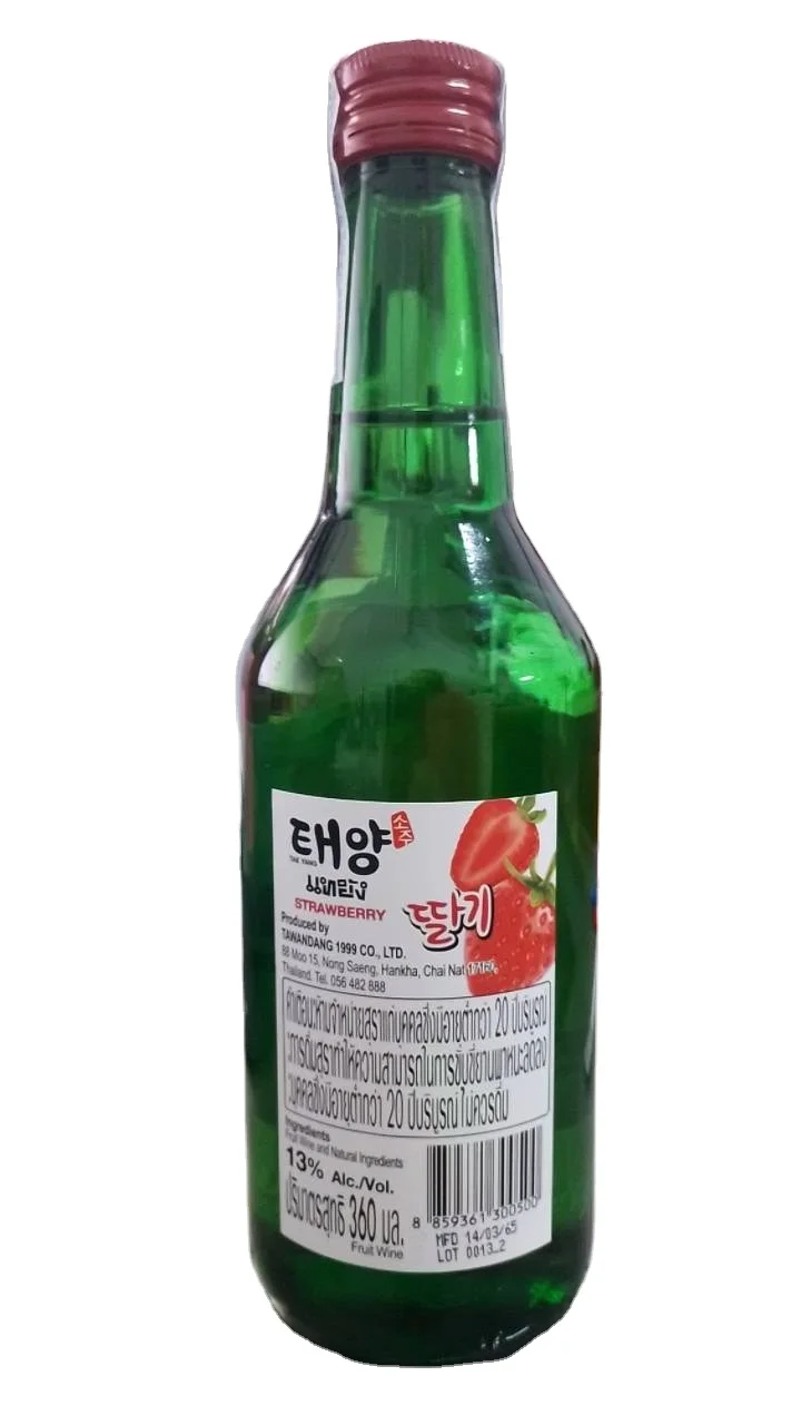 Клубничный ароматизатор soju, бренд Taeyang, 360 мл.