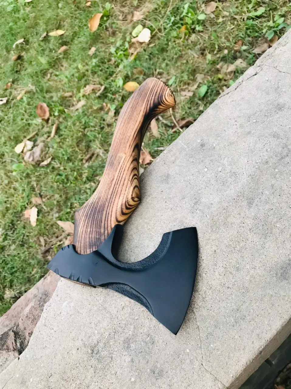 Custom Handmade Steel Tomahawk Axe, viking axe wood handle with leather sheath