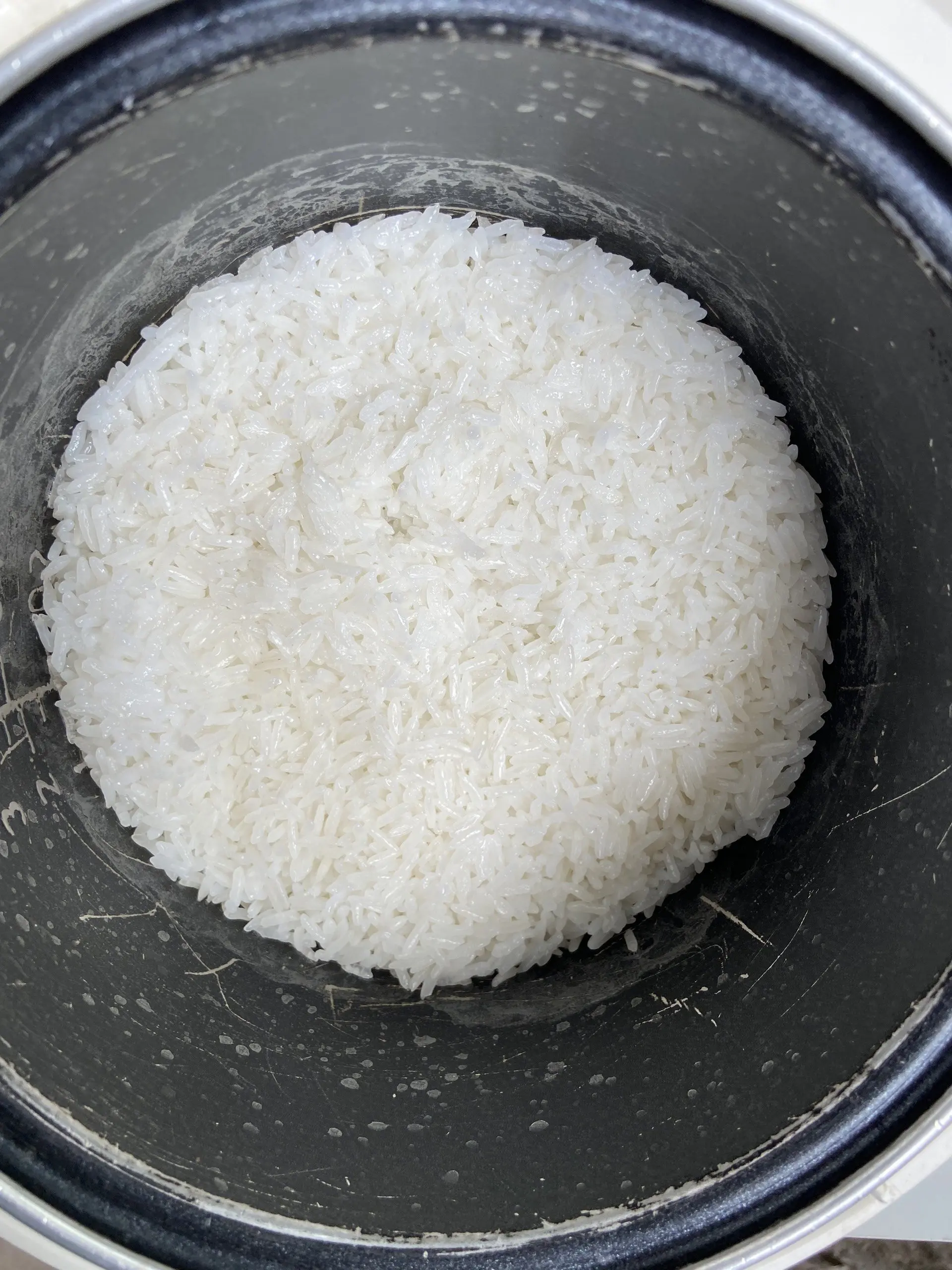 VN long grain fragrant rice (DT8) 5% broken max, wm, dp & sortexed of W/S crop 2022 at low price for sale