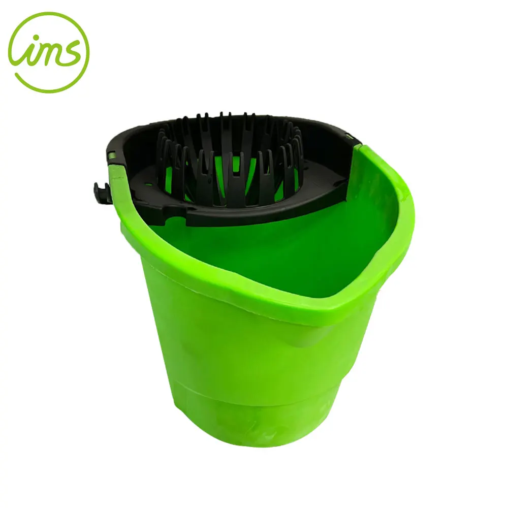 Wringer Bucket