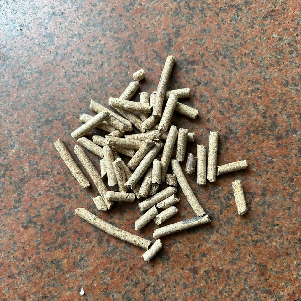 WHOLE SALE PRICE RAW RICE HUSK POWDER PELLET RAW WITH THE BEST QUALITY CHEAP PRICE FROM VIETNAM FACTORY