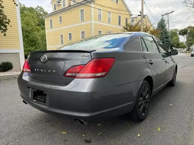 2008 Тойота Авалон XLS