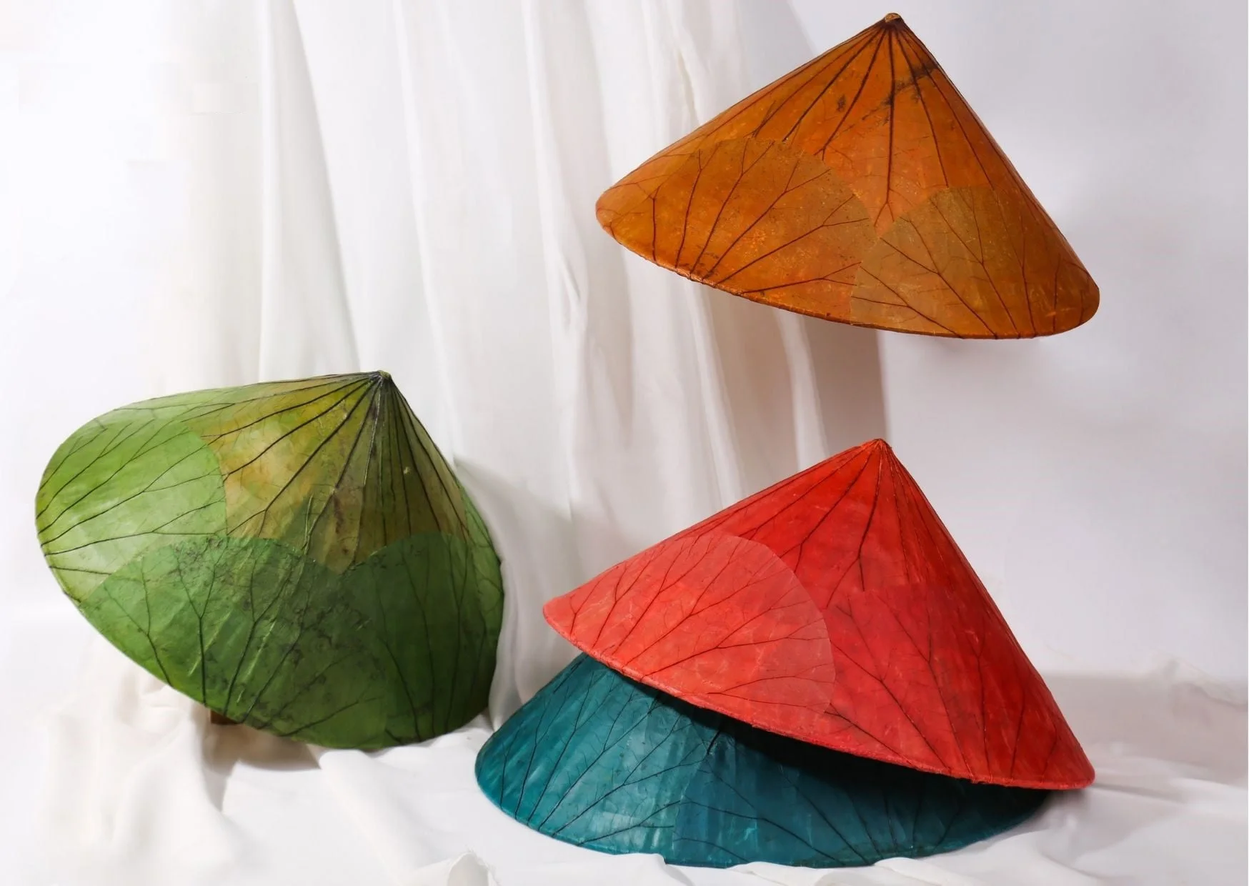 Lotus Conical Hat From Vietnam For Travel Event and Decoration / Vietnamese Traditional Lotus Leaf Hats